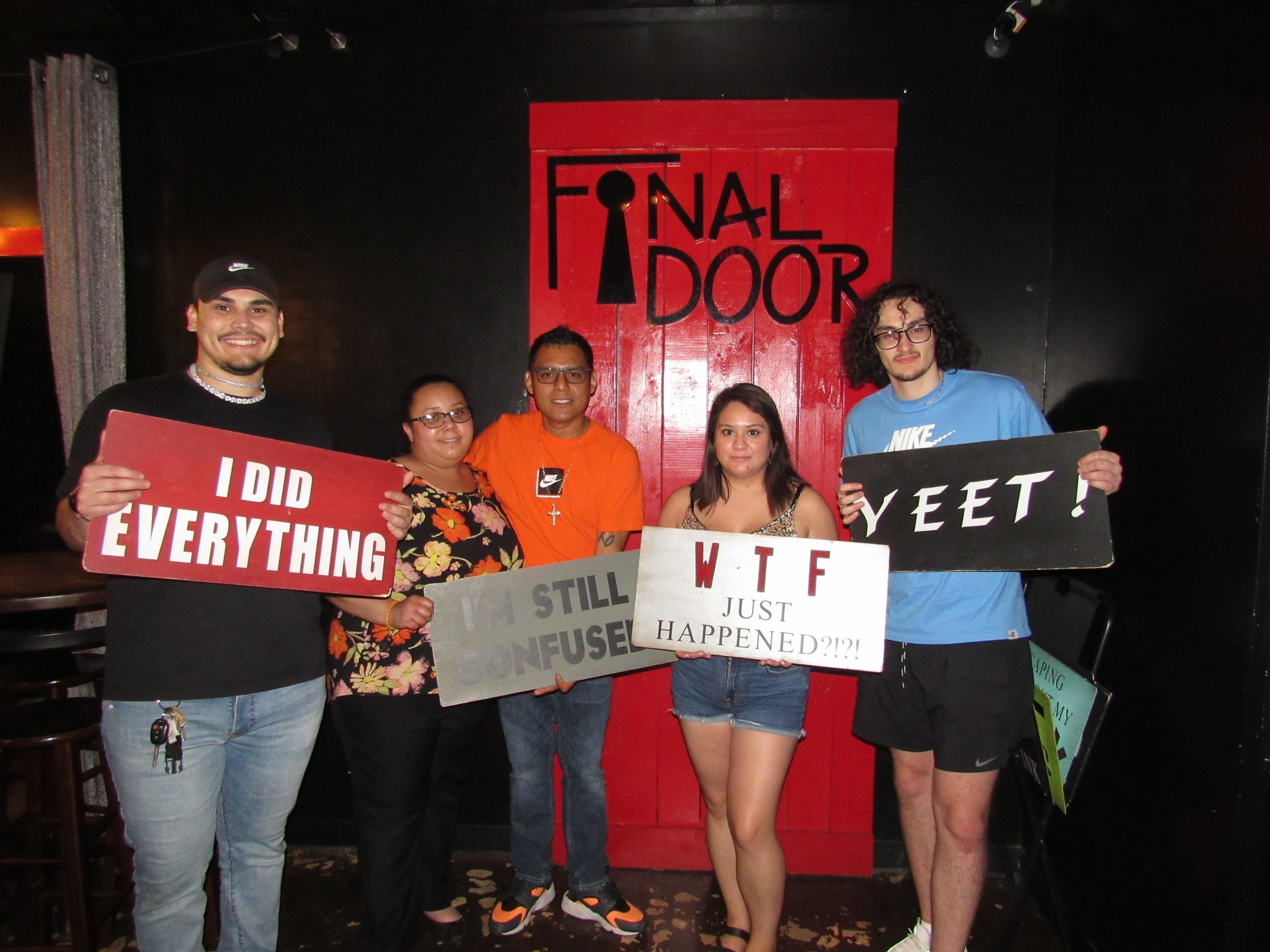 the-final-door-escape-room-columbia-sc-team-photos-08-26-23 (17).JPG