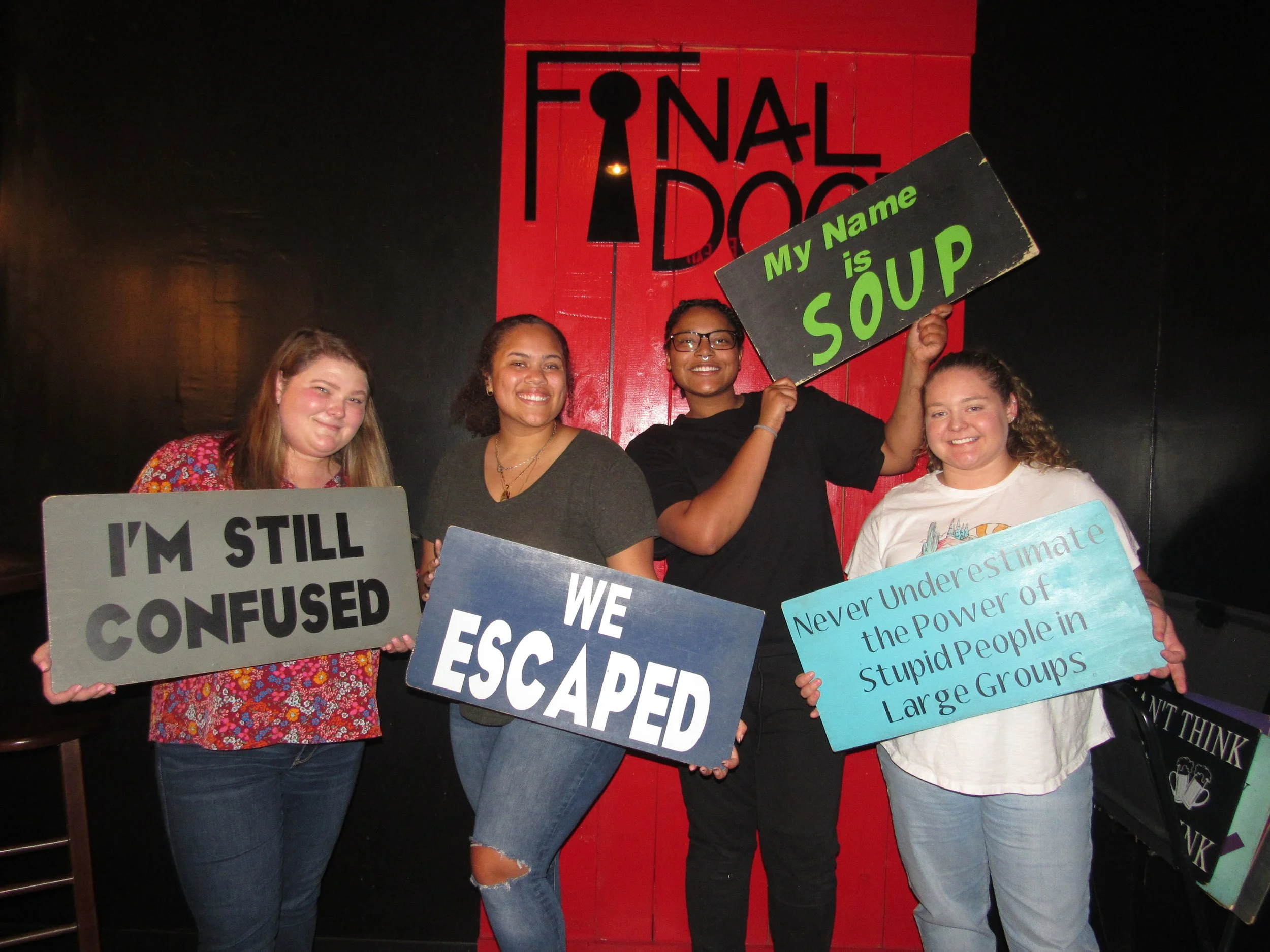 the-final-door-escape-room-columbia-sc-team-photos-09-01-23 (3).JPG