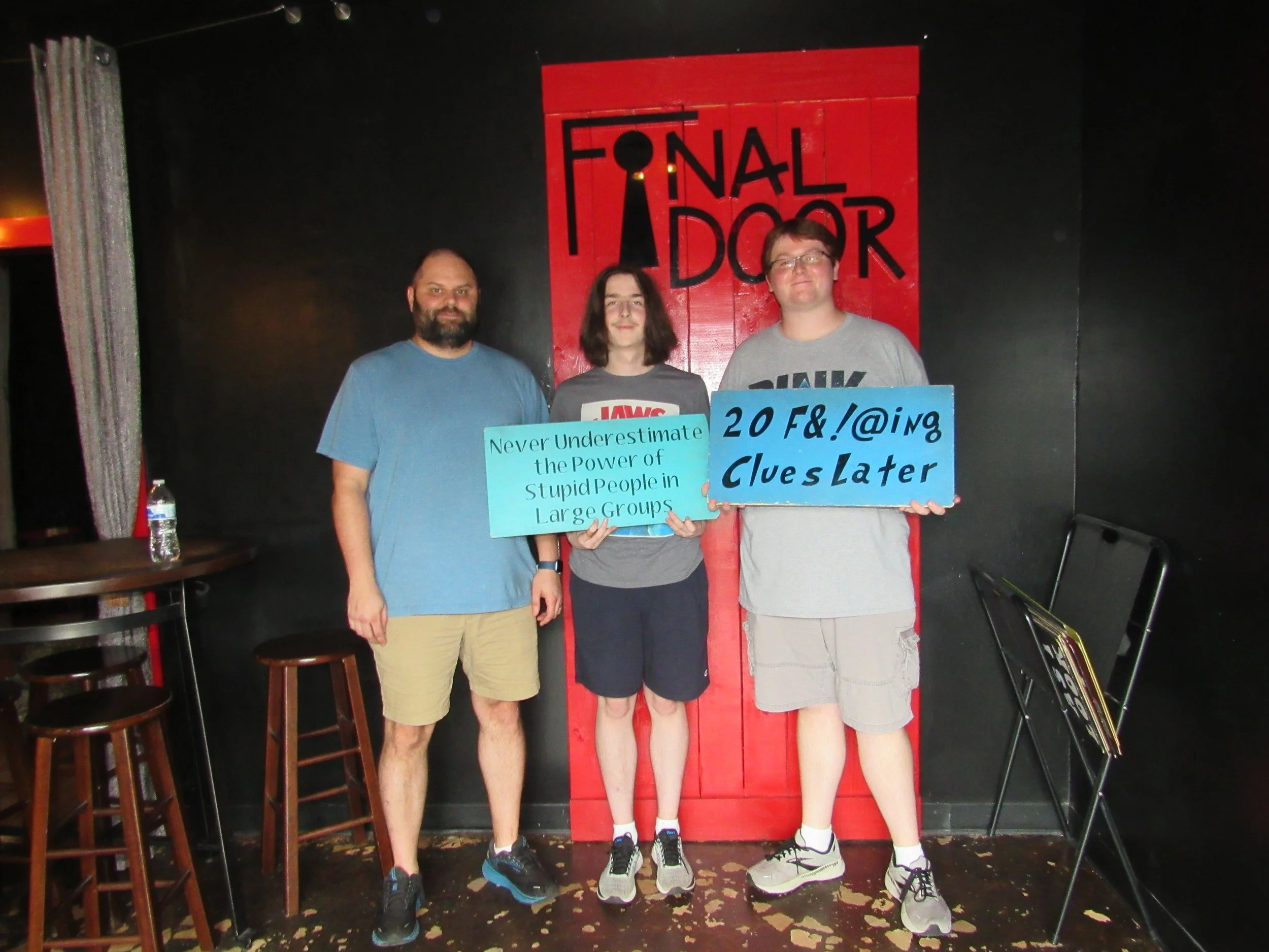the-final-door-escape-room-columbia-sc-team-photos-09-02-23 (3).JPG