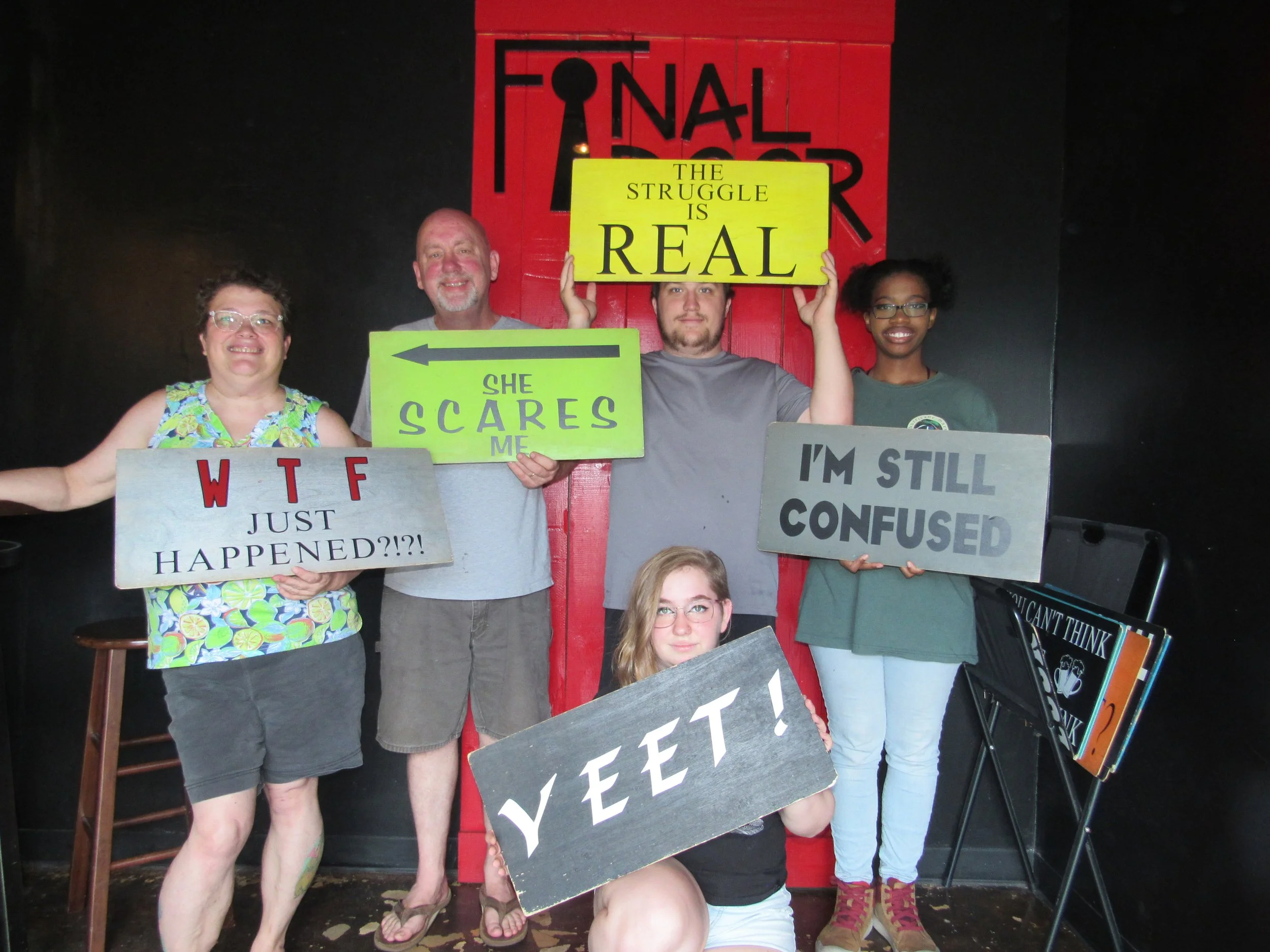 the-final-door-escape-room-columbia-sc-team-photos-09-02-23 (4).JPG