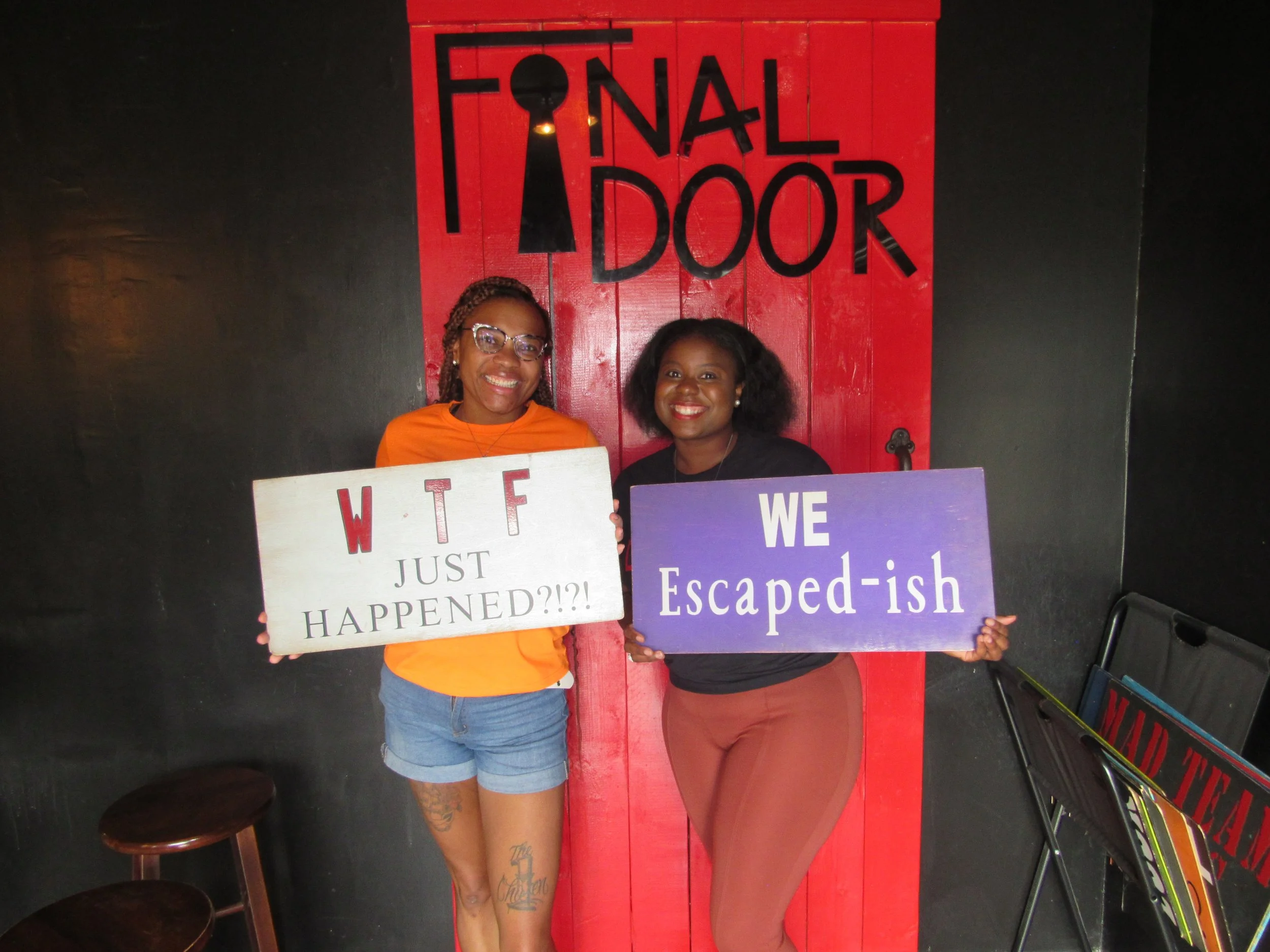 the-final-door-escape-room-columbia-sc-team-photos-09-02-23 (5).JPG