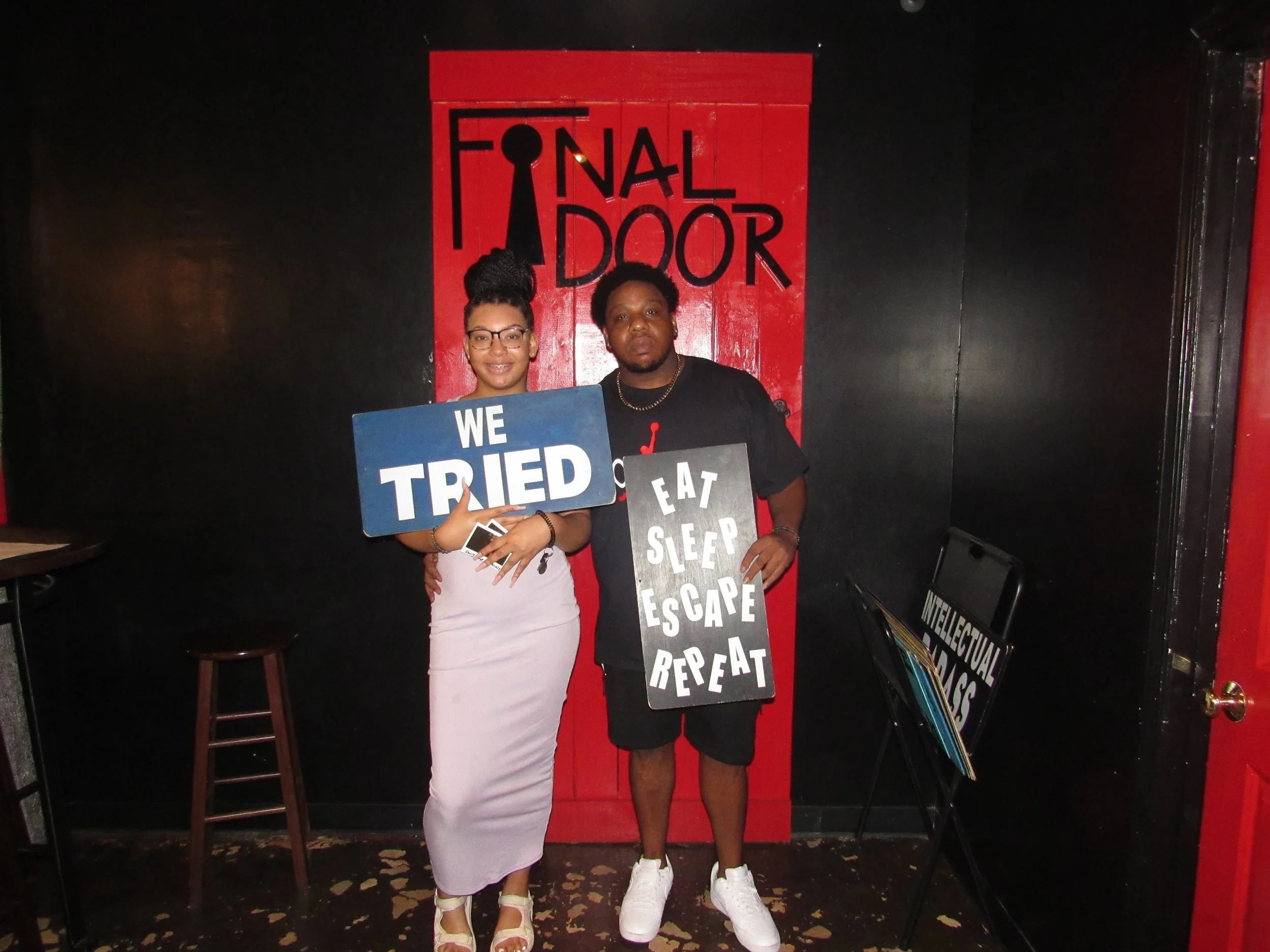 the-final-door-escape-room-columbia-sc-team-photos-09-02-23 (20).JPG
