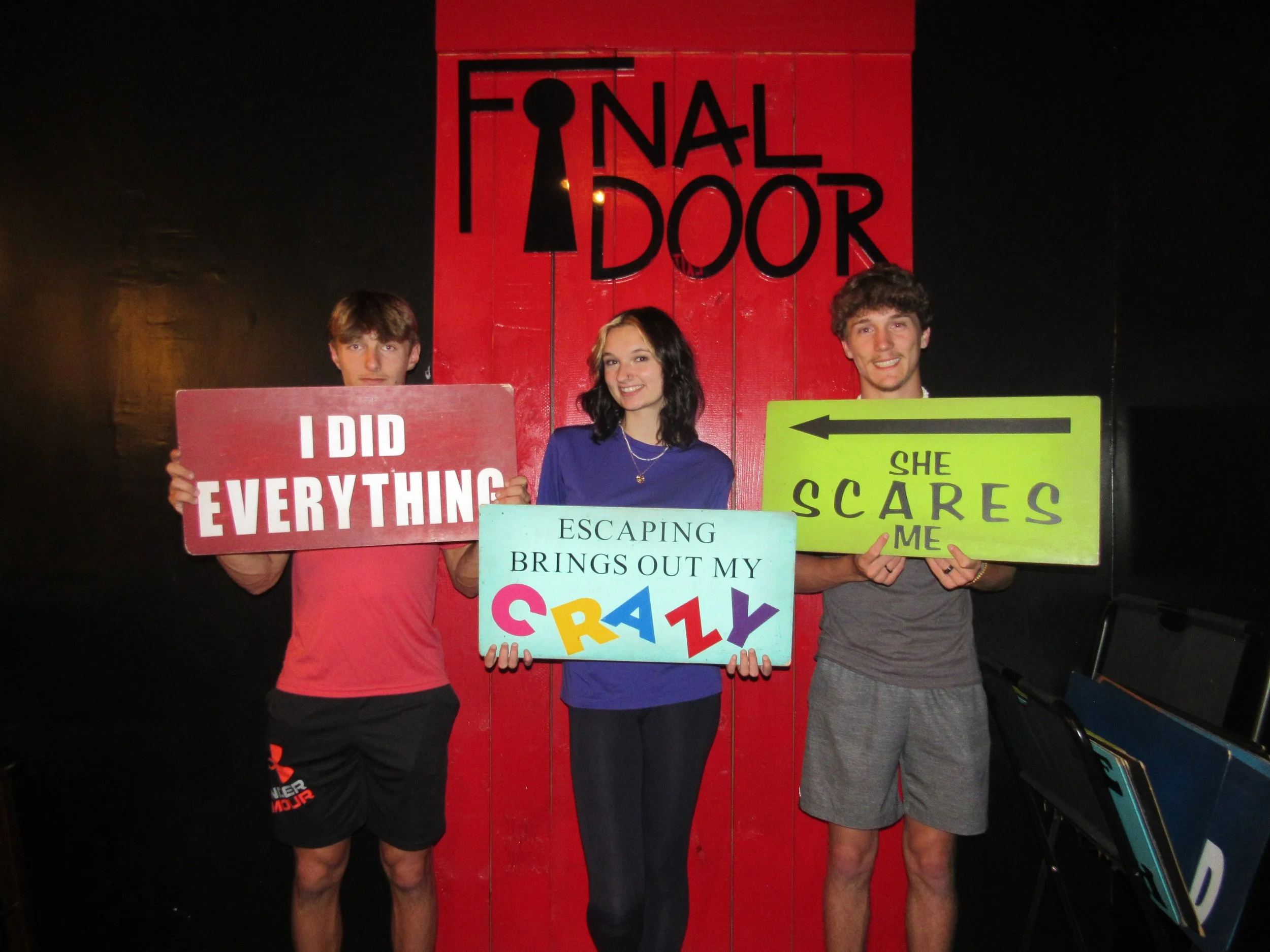 the-final-door-escape-room-columbia-sc-team-photos-09-02-23 (22).JPG