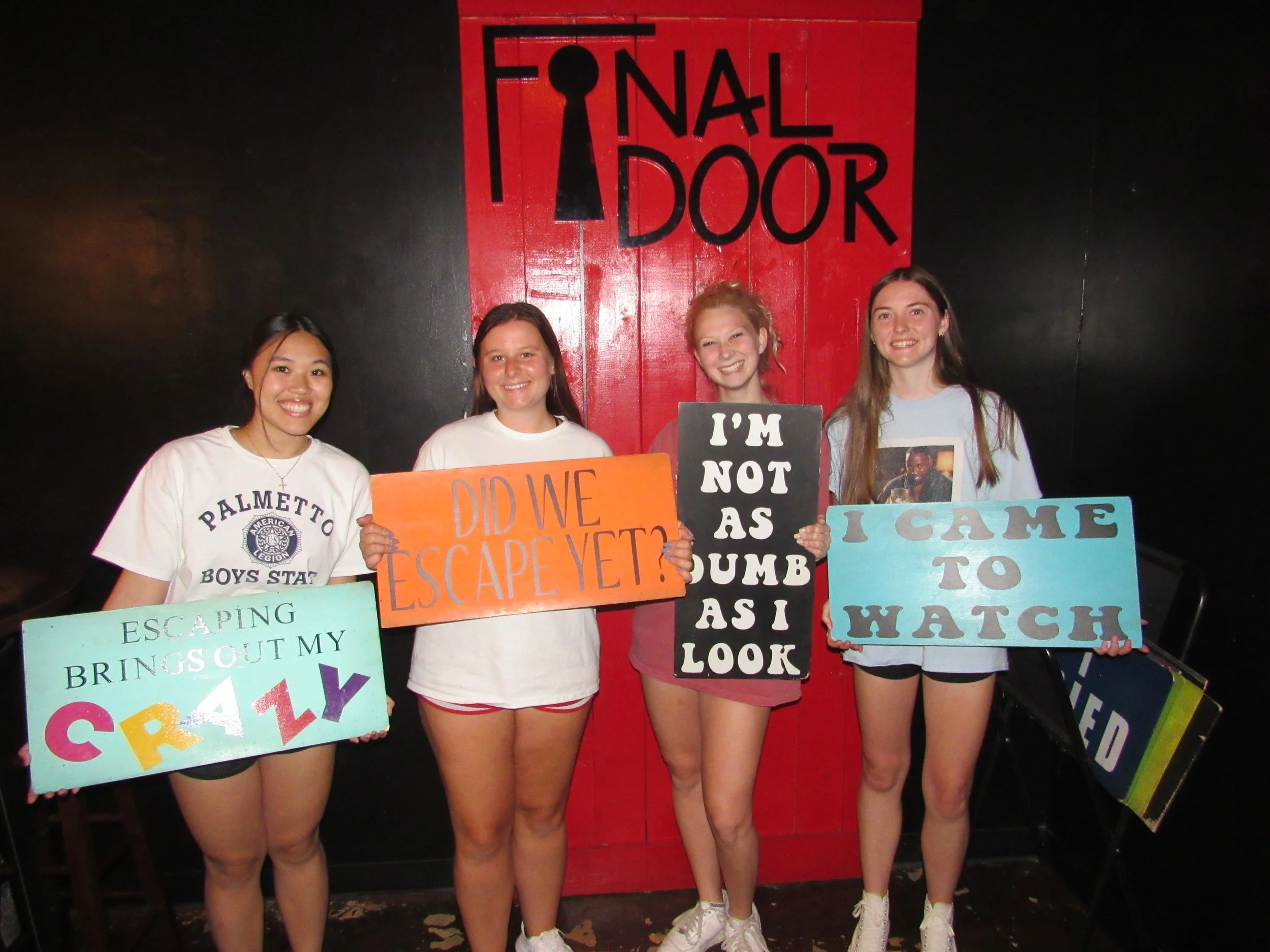 the-final-door-escape-room-columbia-sc-team-photos-09-03-23 (14).JPG