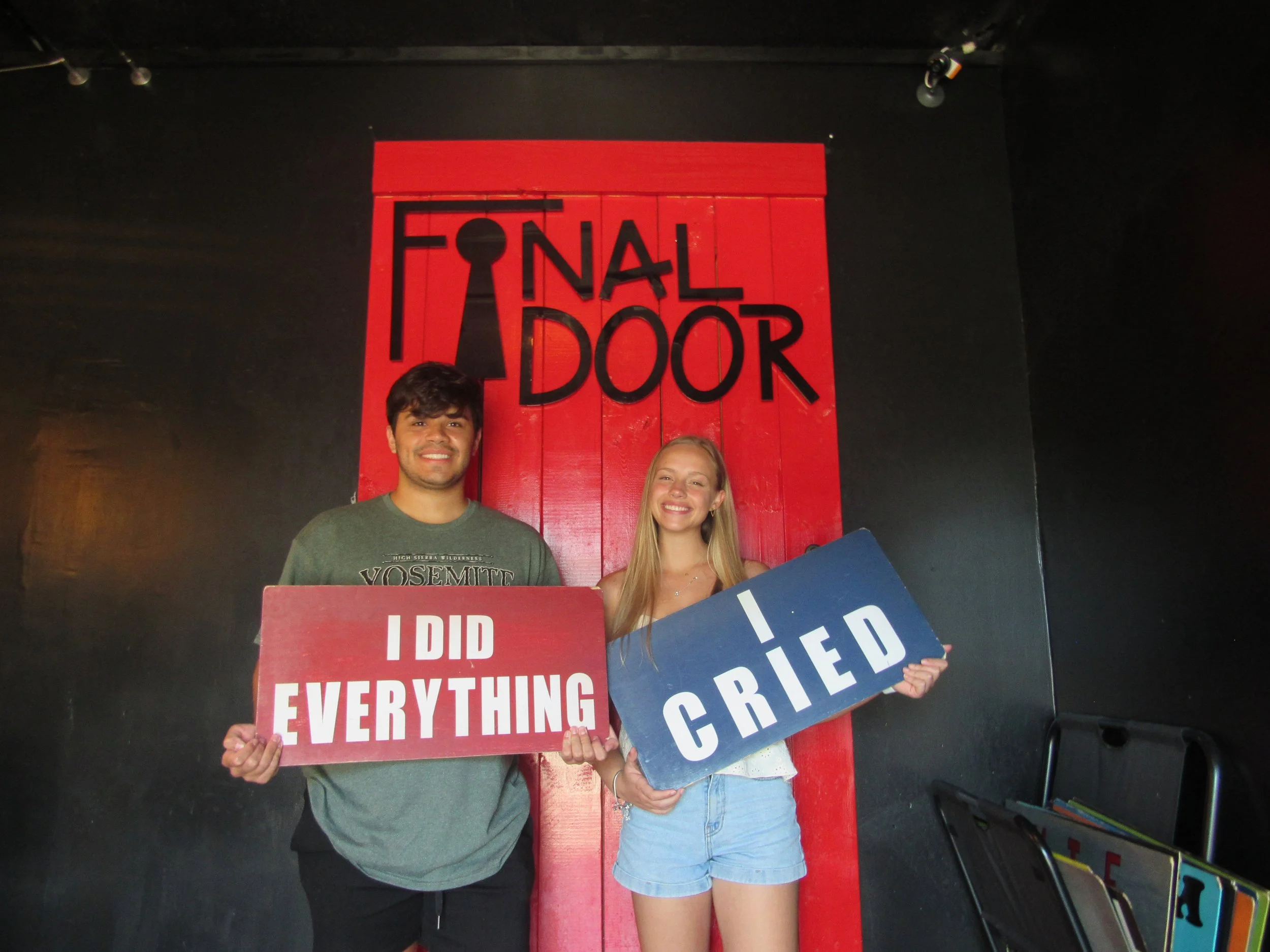 the-final-door-escape-room-columbia-sc-team-photos-09-04-23 (3).JPG