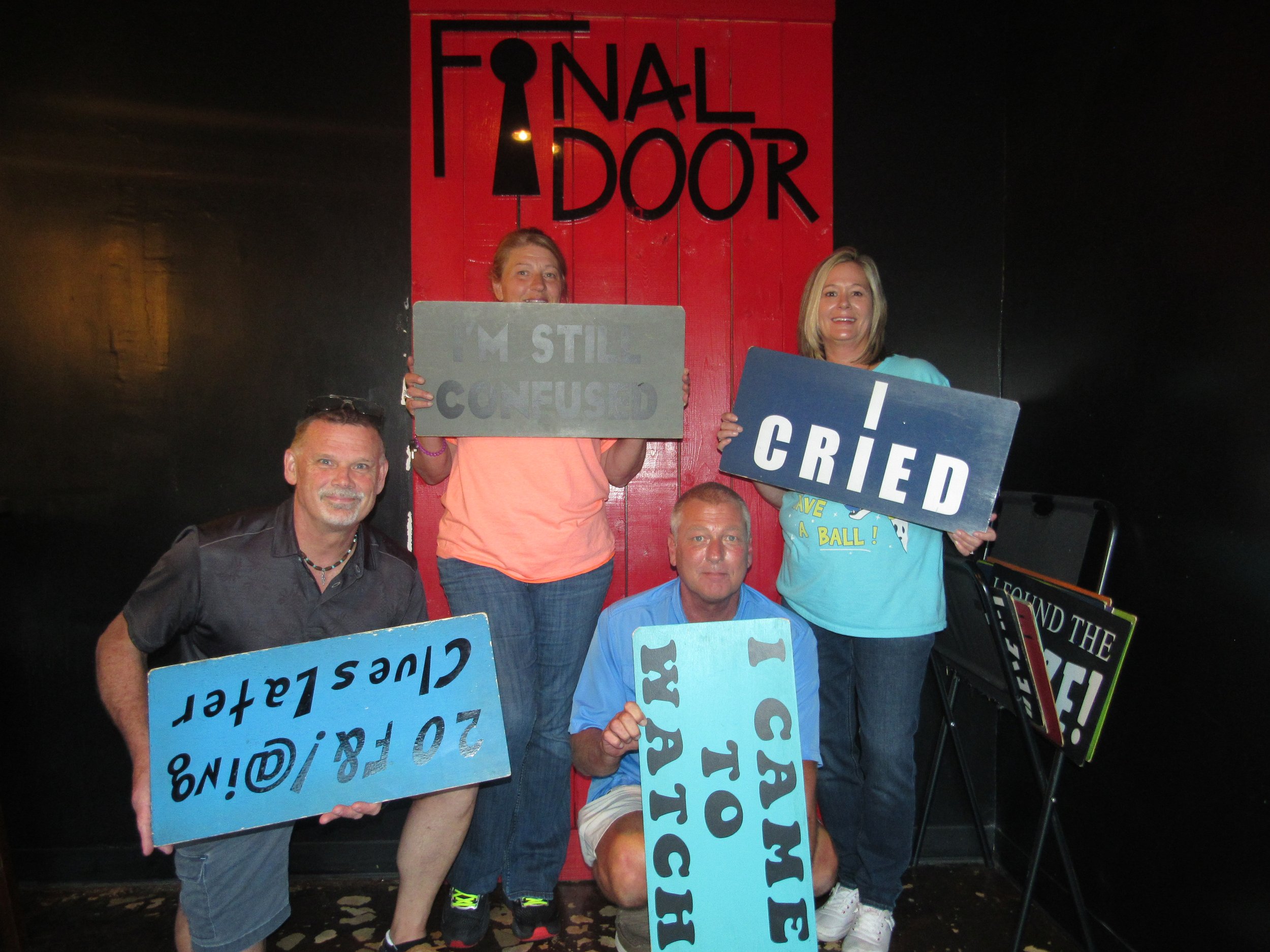 the-final-door-escape-room-columbia-sc-team-photos-09-04-23 (9).JPG