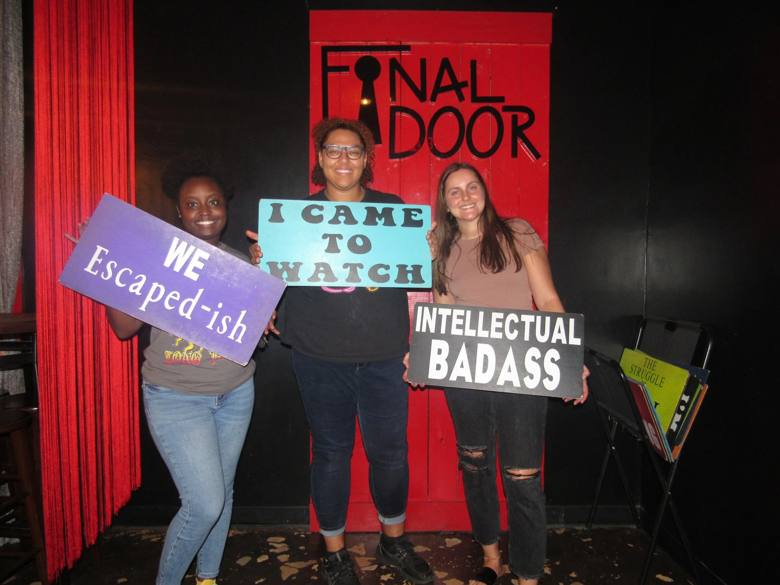 the-final-door-escape-room-columbia-sc-team-photos-09-09-23 (16).JPG