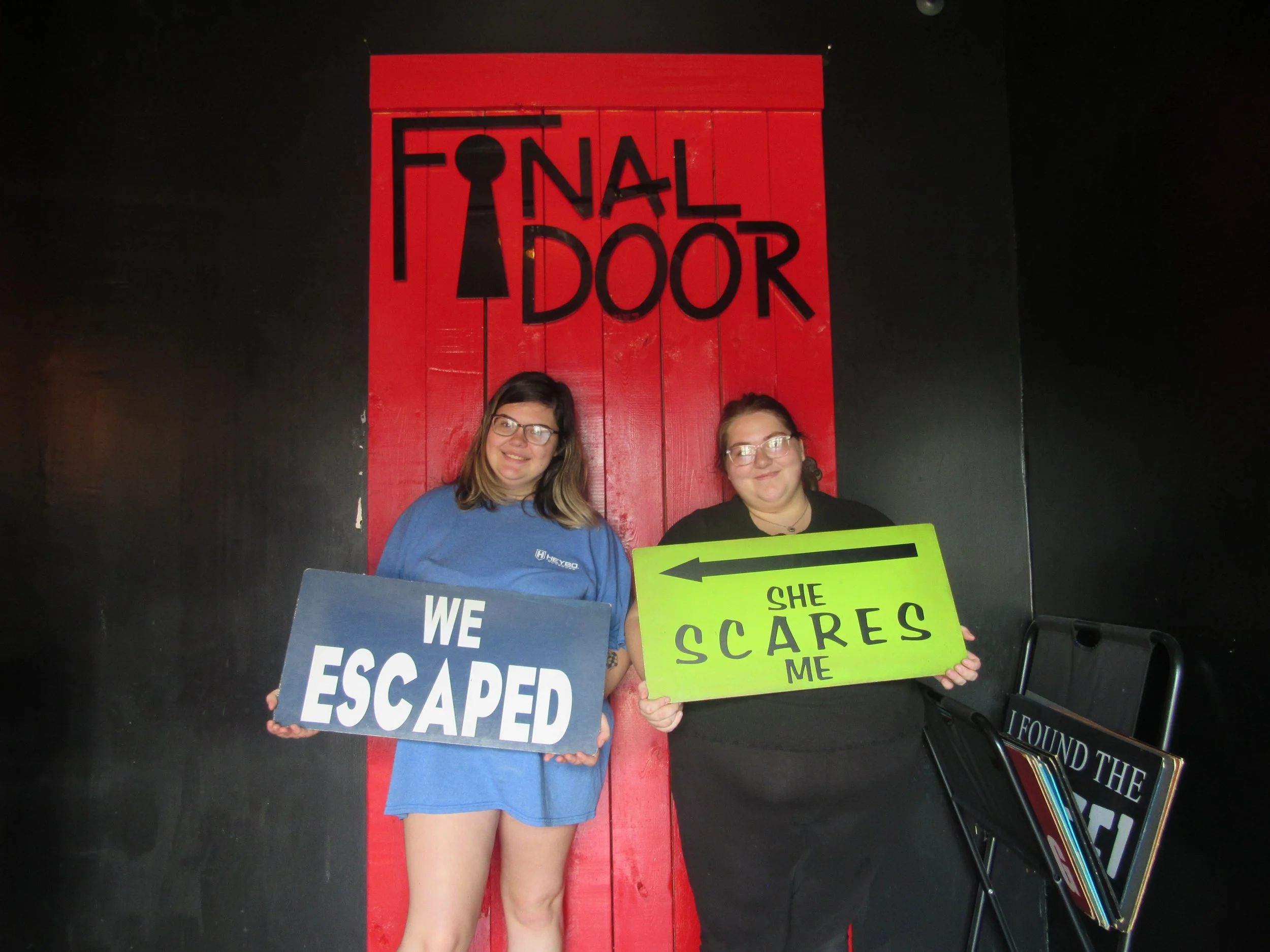 the-final-door-escape-room-columbia-sc-team-photos-09-10-23 (1).JPG