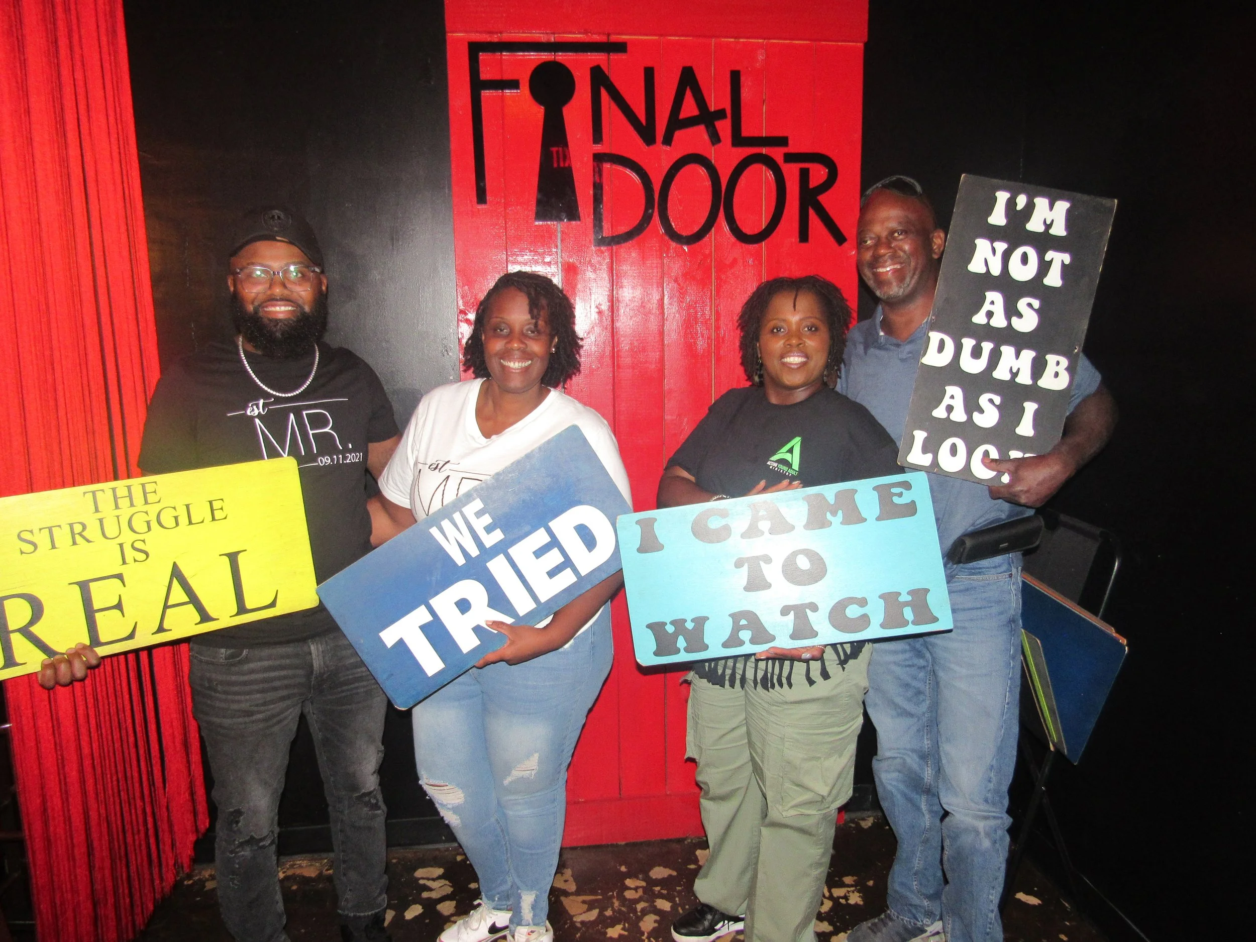 the-final-door-escape-room-columbia-sc-team-photos-09-11-23 (3).JPG