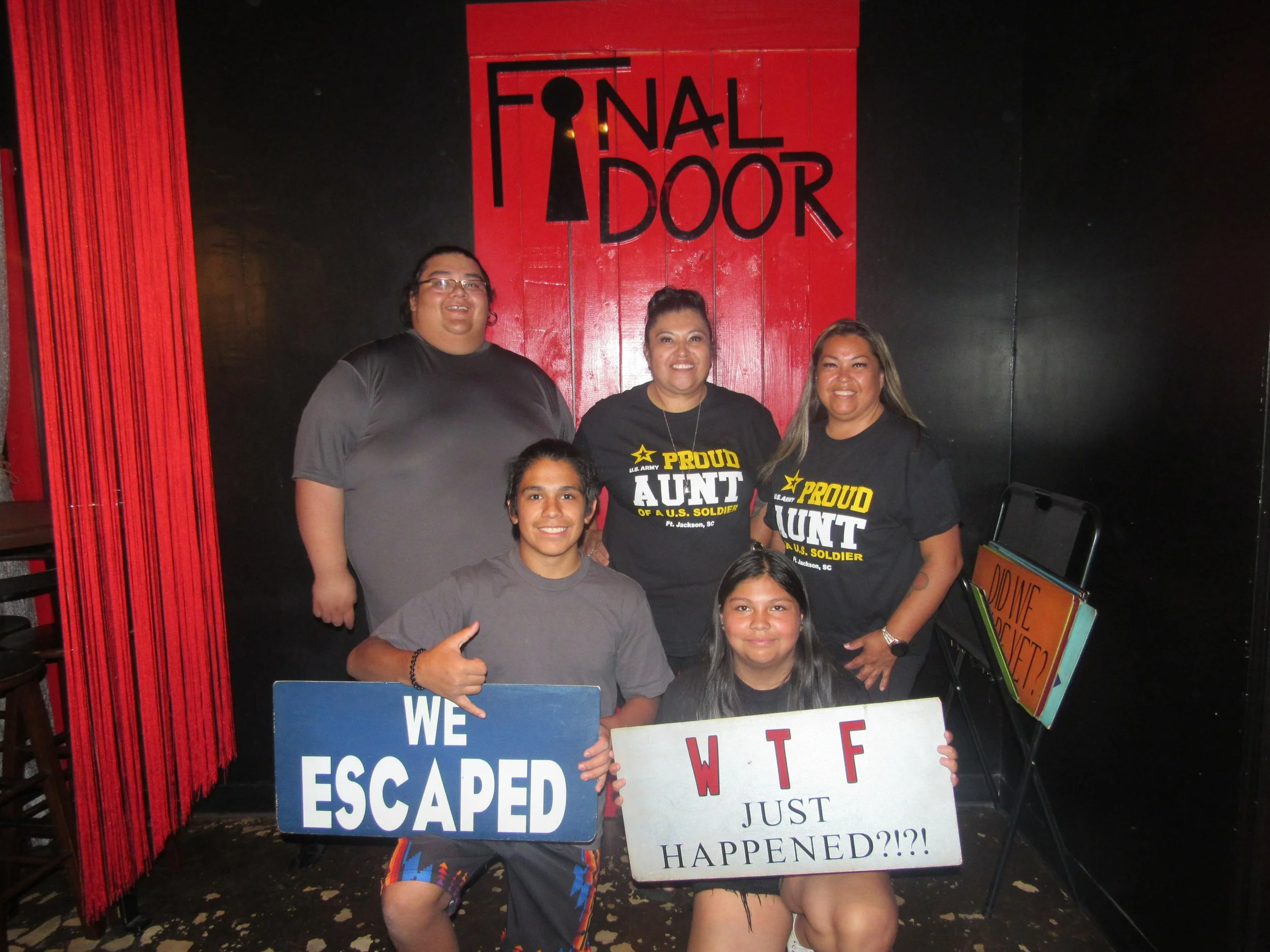 the-final-door-escape-room-columbia-sc-team-photos-09-14-23 (5).JPG