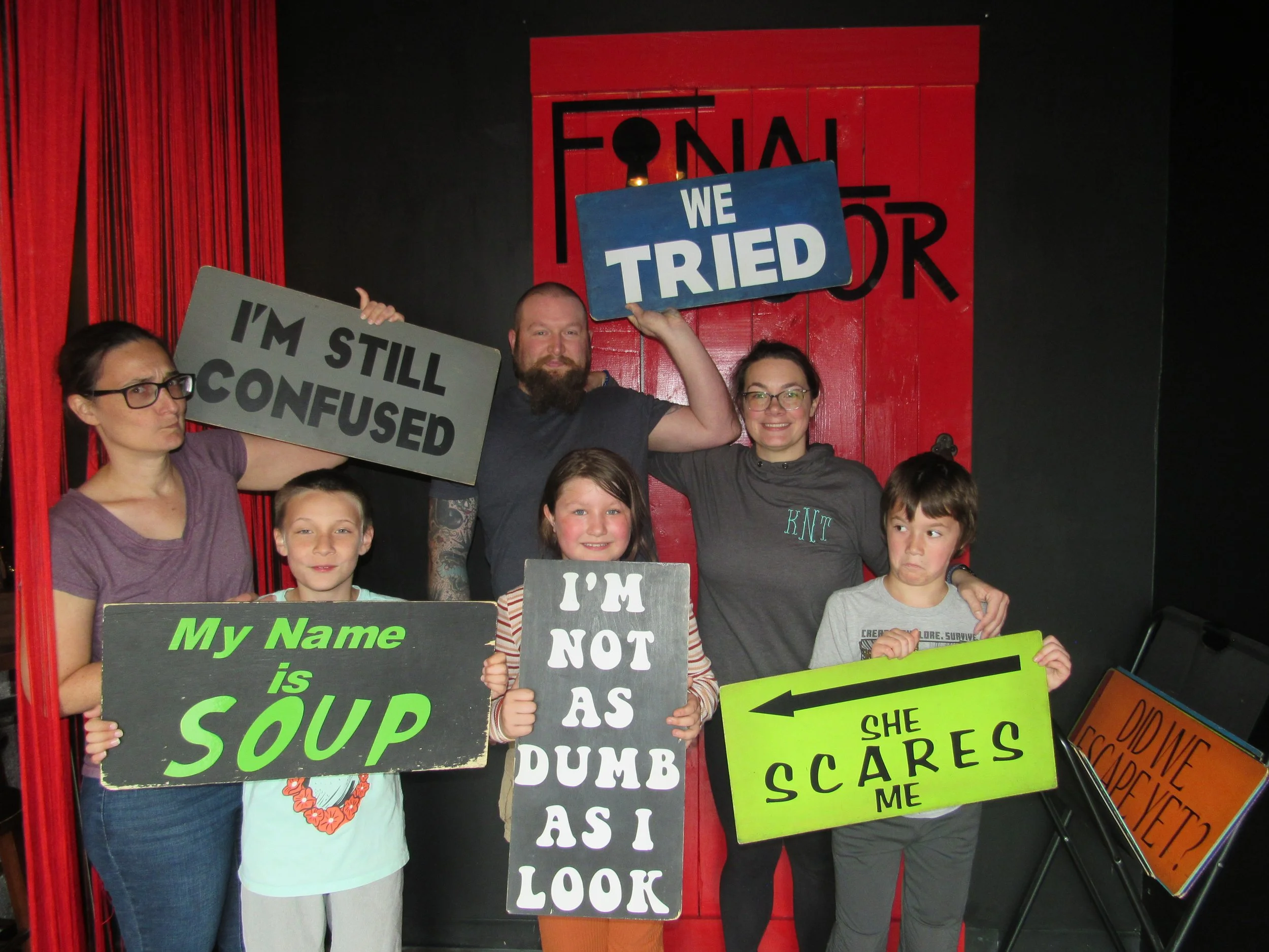 the-final-door-escape-room-columbia-sc-team-photos-09-23-23 (1).JPG