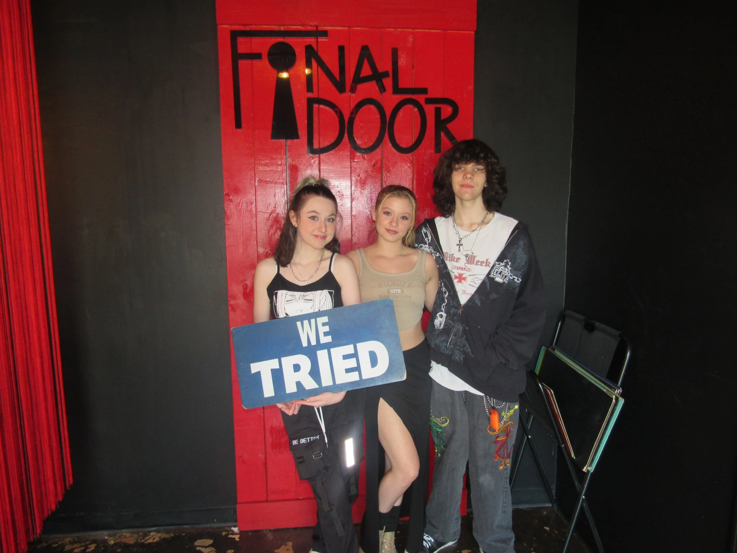 the-final-door-escape-room-columbia-sc-team-photos-10-01-23 (5).JPG