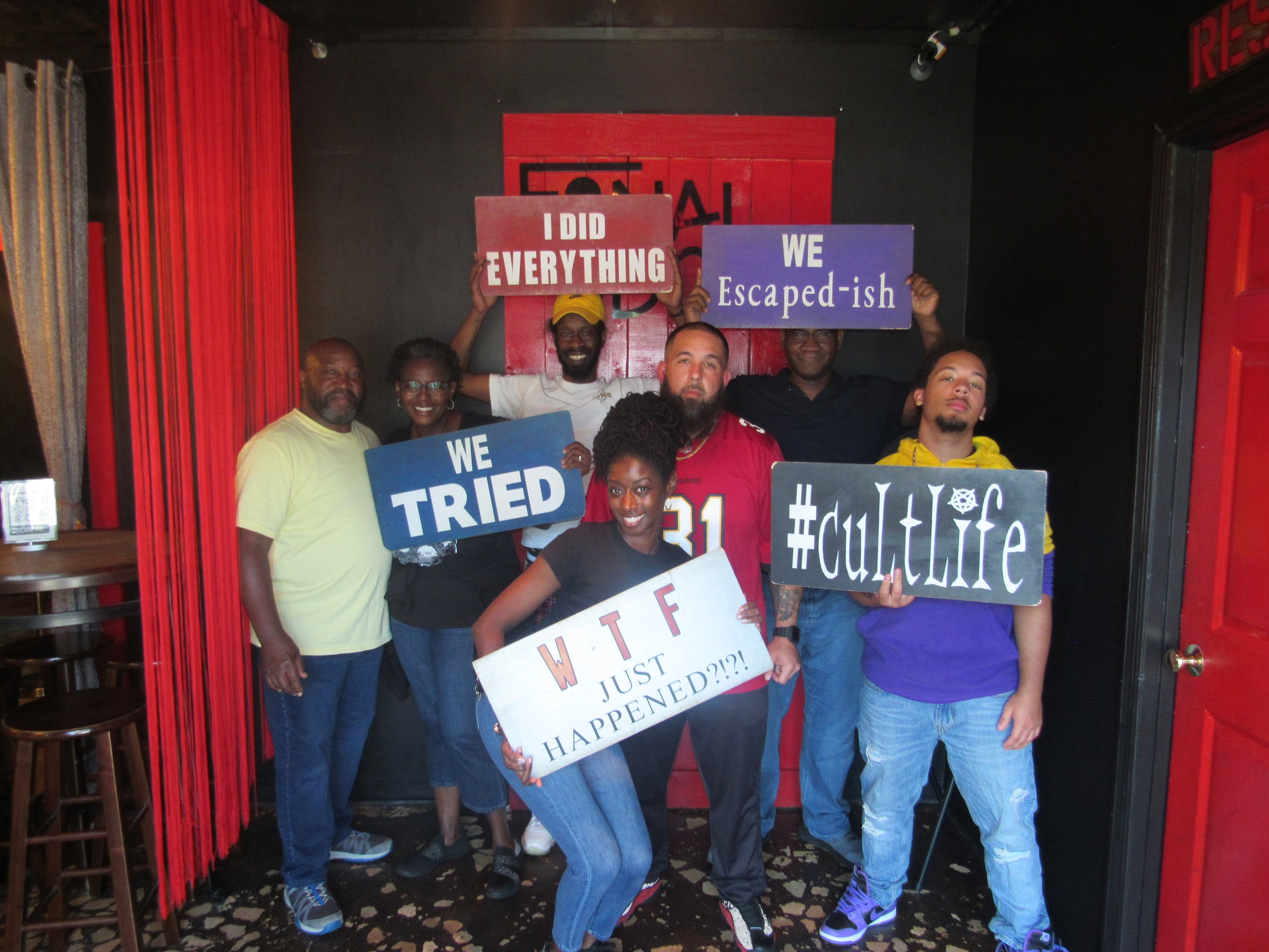 the-final-door-escape-room-columbia-sc-team-photos-10-01-23 (7).JPG