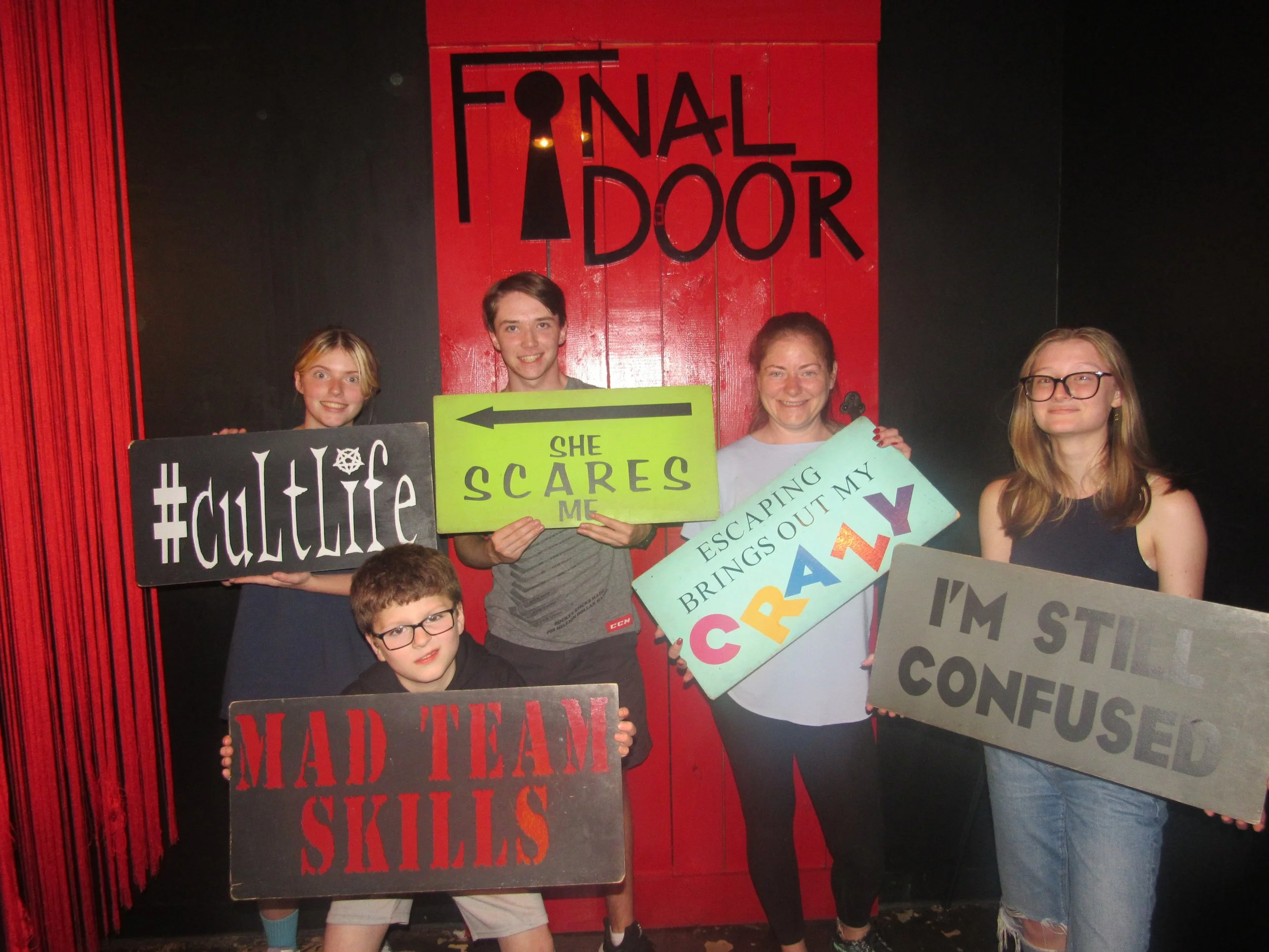 the-final-door-escape-room-columbia-sc-team-photos-10-06-23 (1).JPG