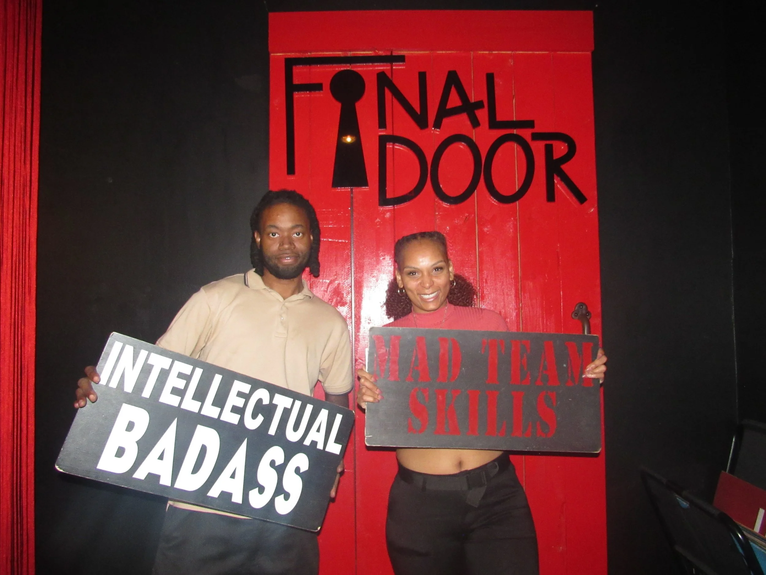 the-final-door-escape-room-columbia-sc-team-photos-10-06-23 (5).JPG