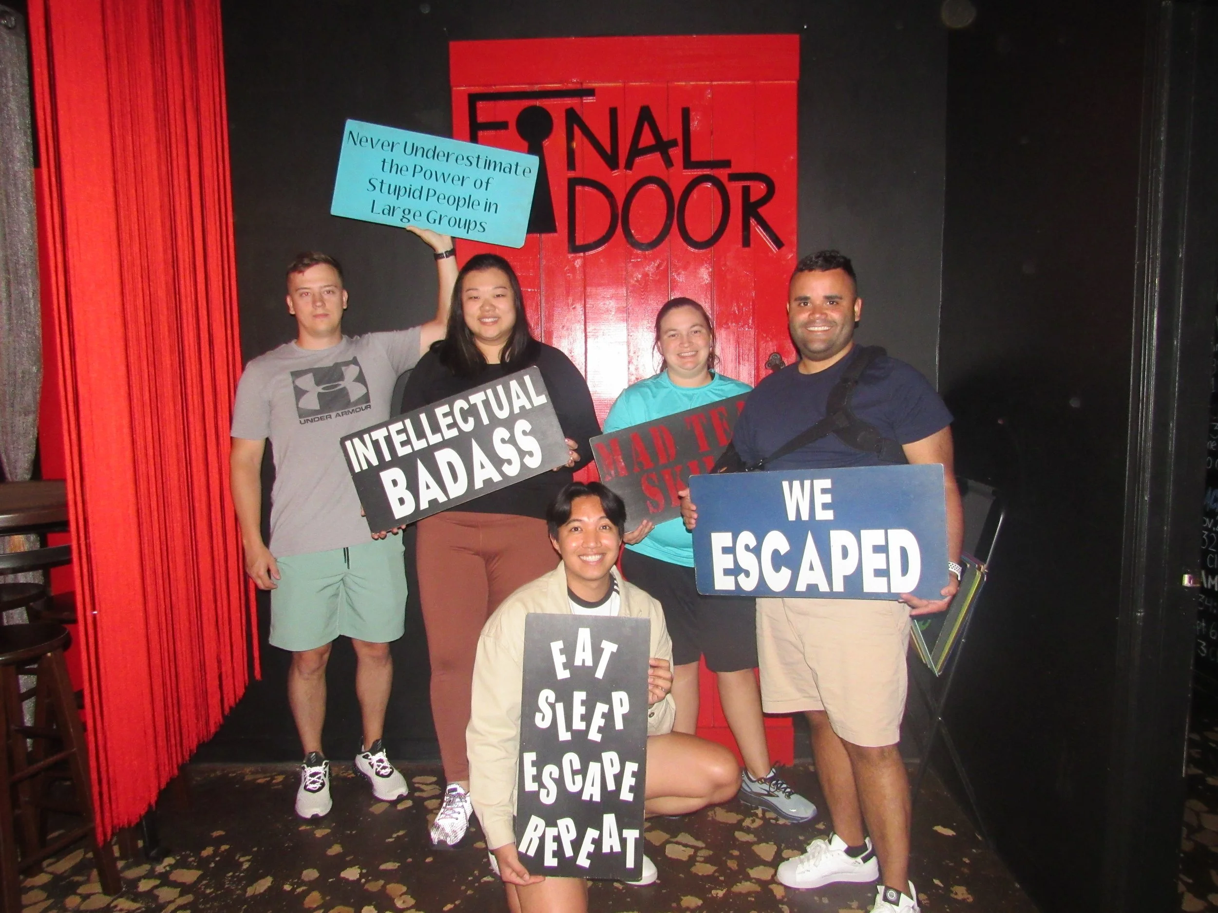 the-final-door-escape-room-columbia-sc-team-photos-10-07-23 (3).JPG