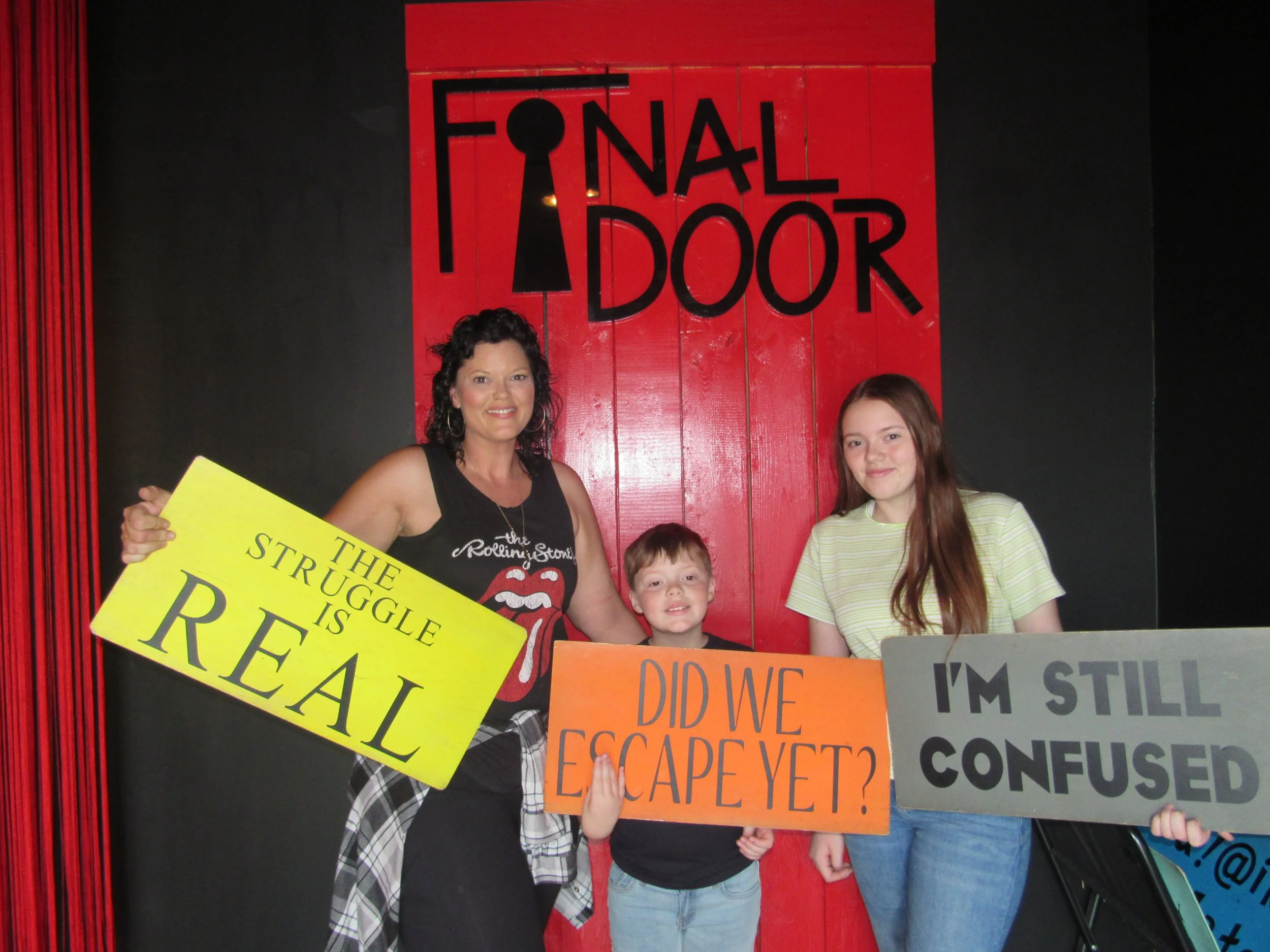 the-final-door-escape-room-columbia-sc-team-photos-10-14-23 (1).JPG