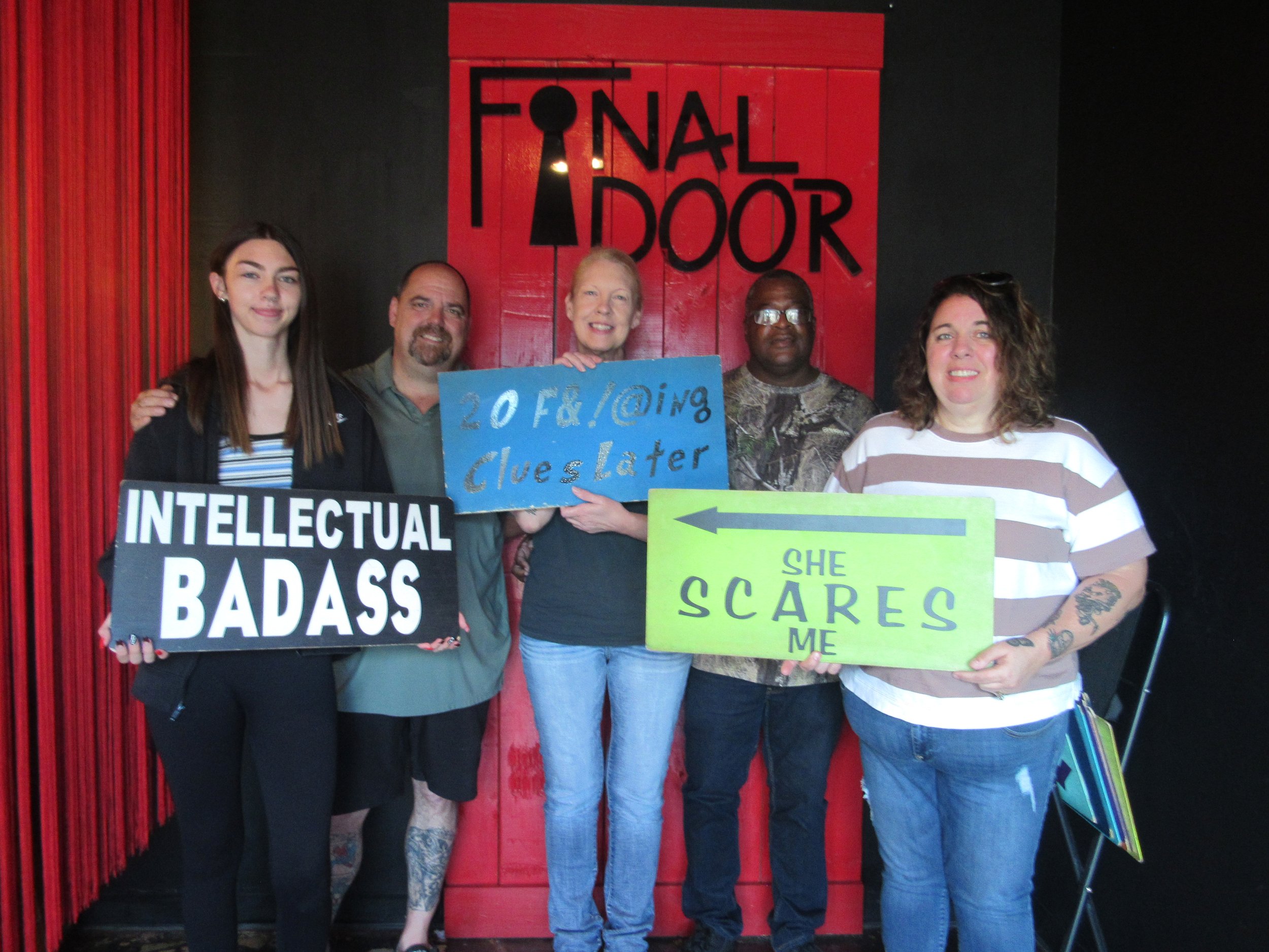 the-final-door-escape-room-columbia-sc-team-photos-10-14-23 (8).JPG
