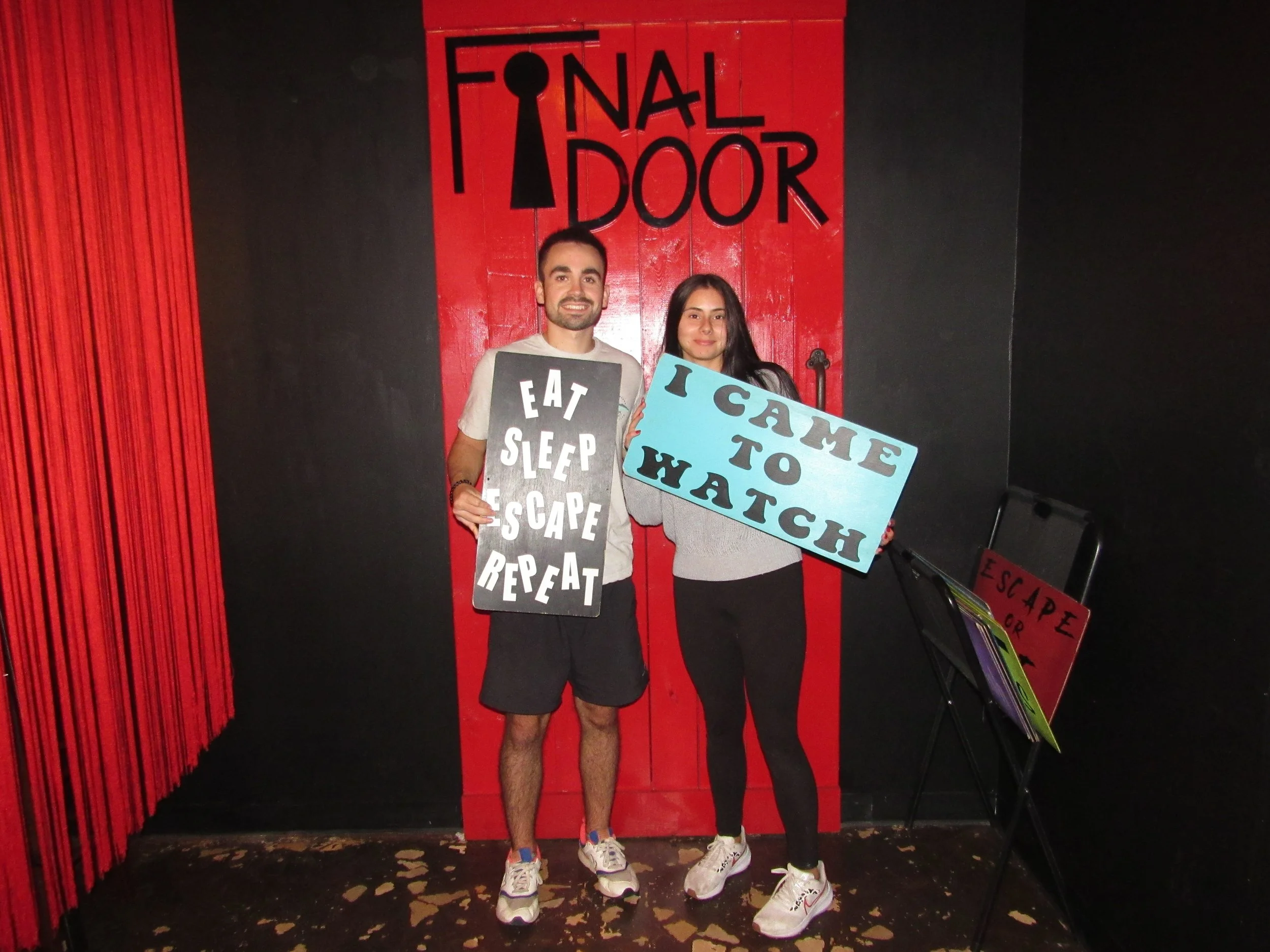 the-final-door-escape-room-columbia-sc-team-photos-10-14-23 (16).JPG
