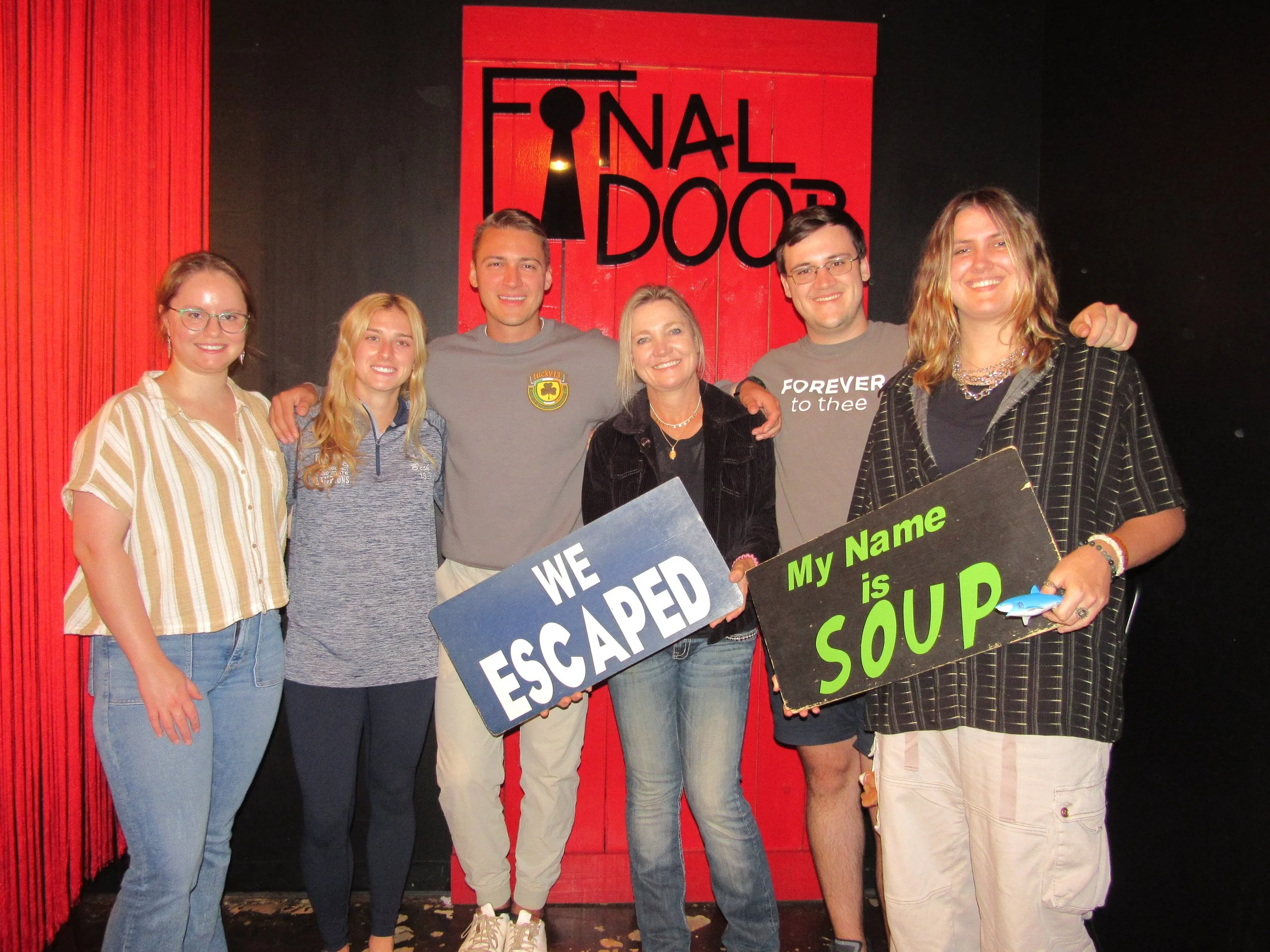 the-final-door-escape-room-columbia-sc-team-photos-10-15-23 (6).JPG