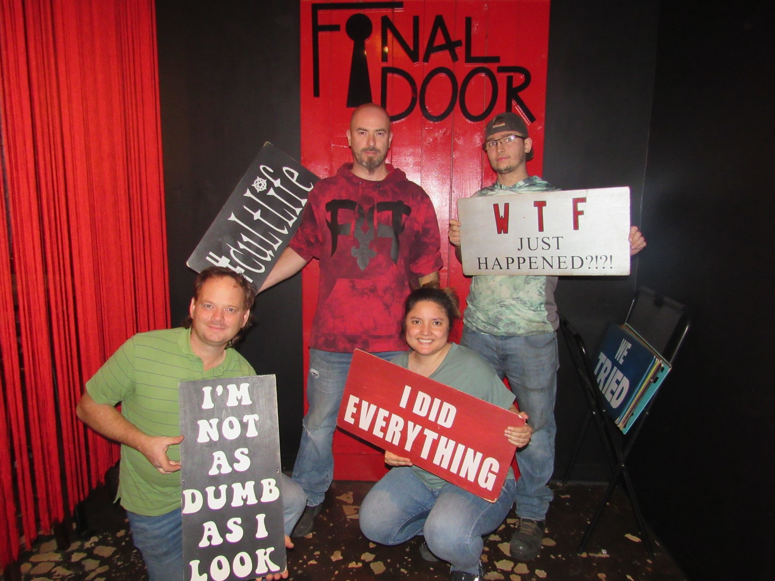 the-final-door-escape-room-columbia-sc-team-photos-10-20-23 (4).JPG