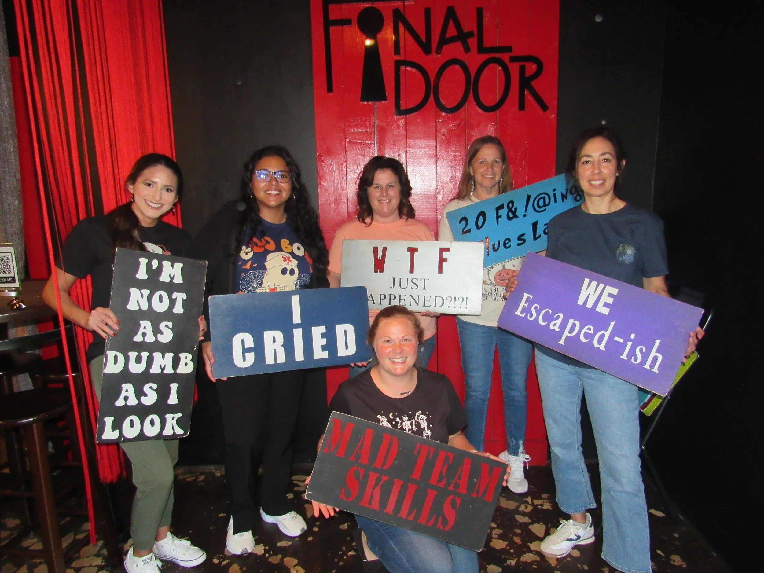 the-final-door-escape-room-columbia-sc-team-photos-10-27-23 (3).JPG