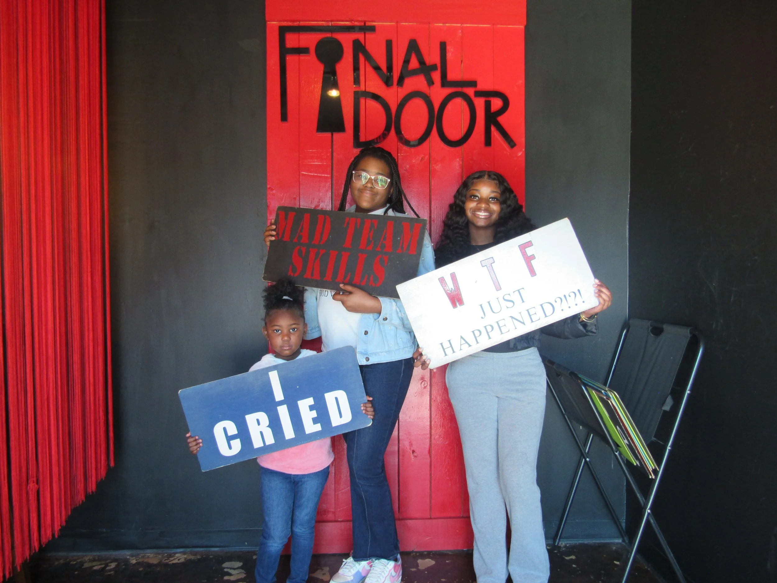 the-final-door-escape-room-columbia-sc-team-photos-11-04-23 (1).JPG