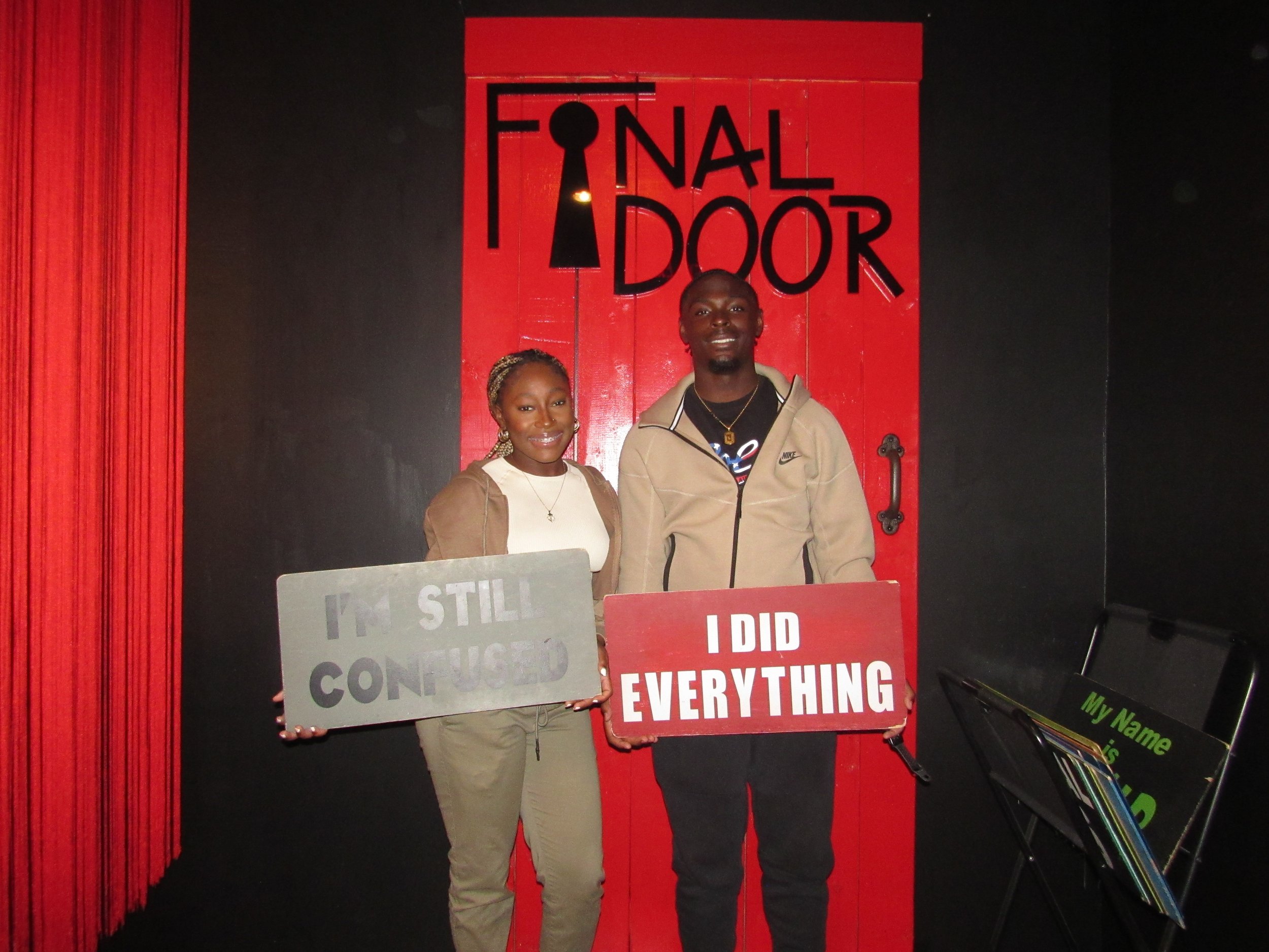 the-final-door-escape-room-columbia-sc-team-photos-11-07-23 (1).JPG