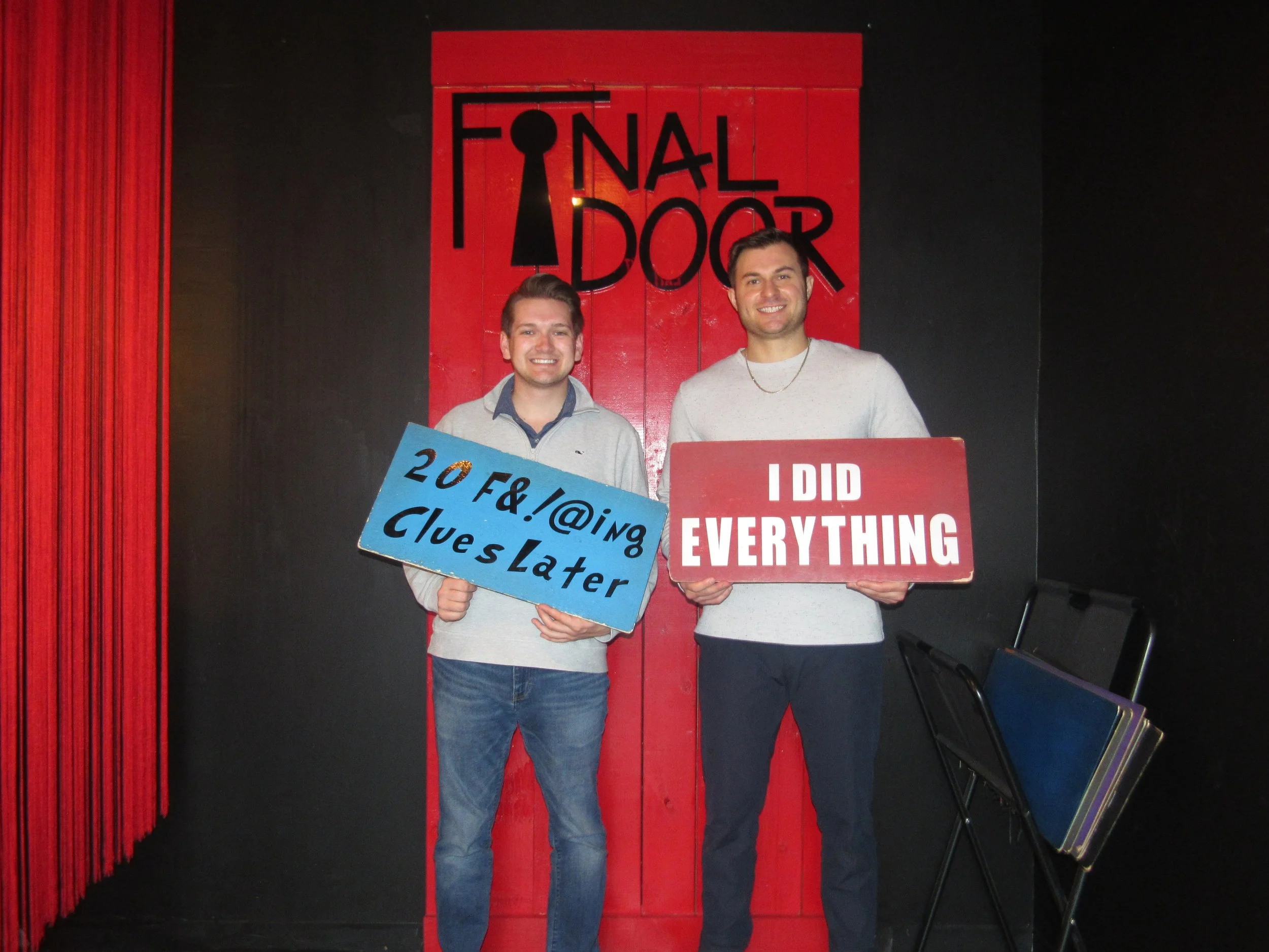 the-final-door-escape-room-columbia-sc-team-photos-11-11-23 (3).JPG