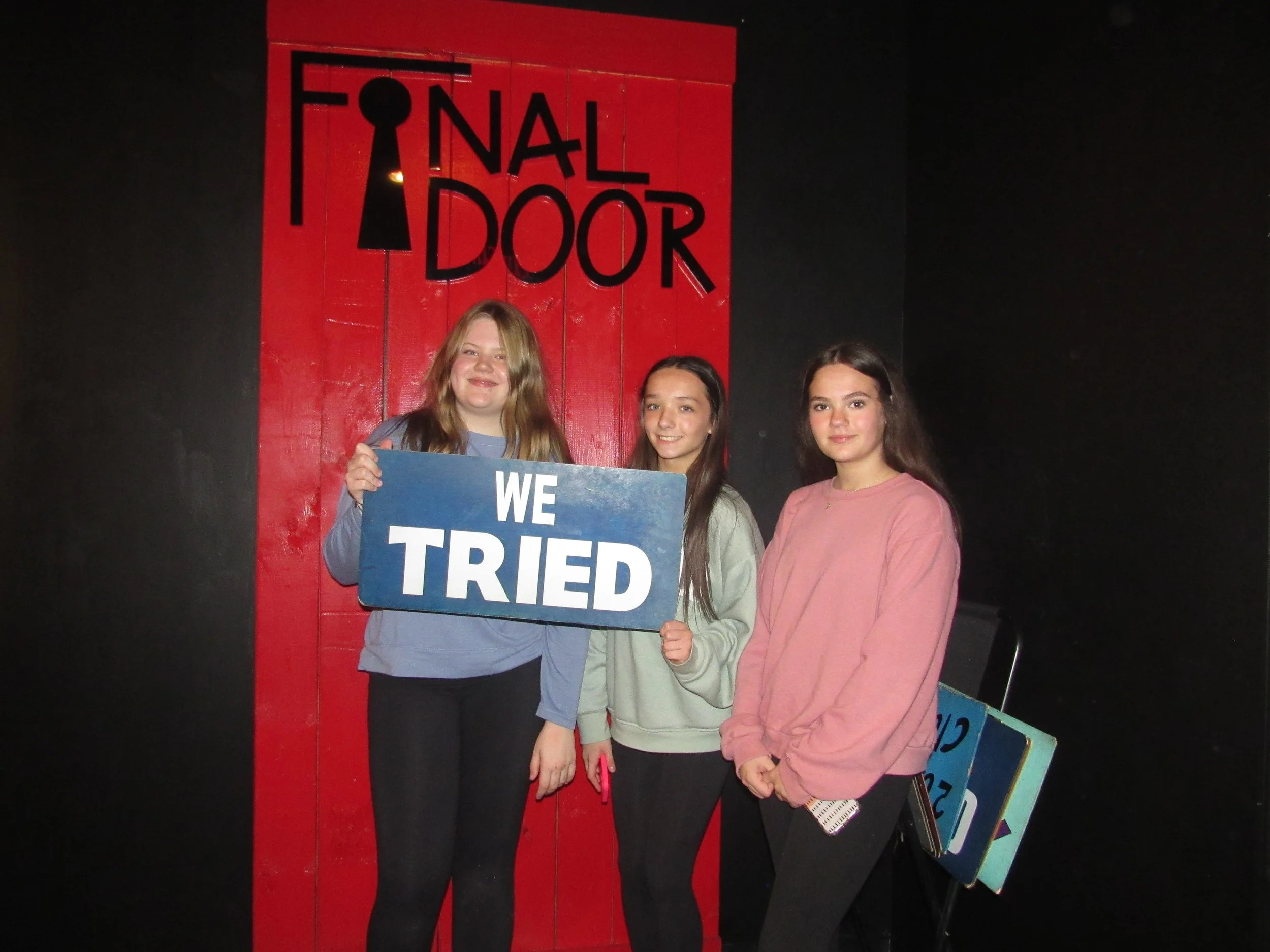 the-final-door-escape-room-columbia-sc-team-photos-11-11-23 (8).JPG