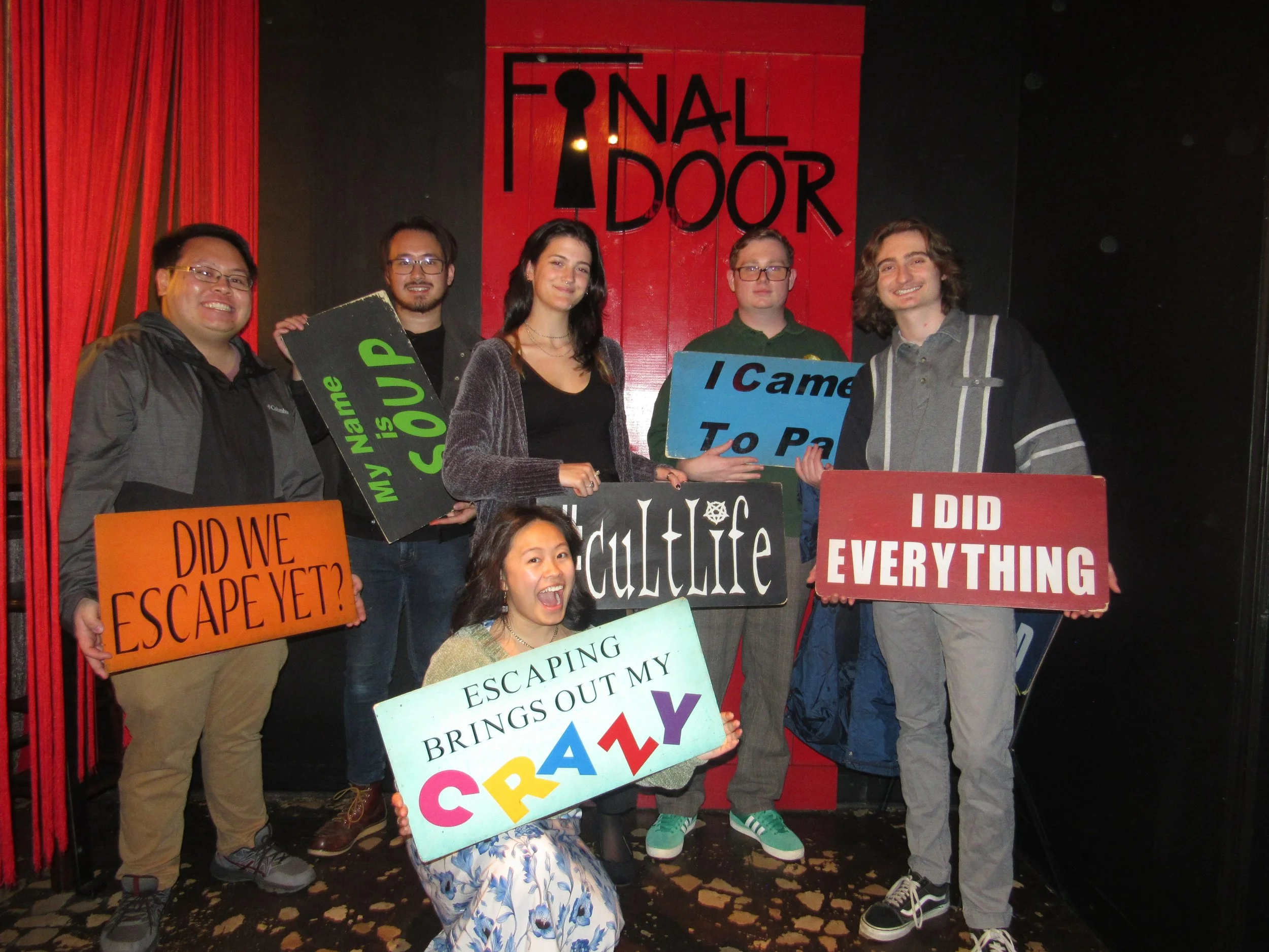 the-final-door-escape-room-columbia-sc-team-photos-11-11-23 (12).JPG