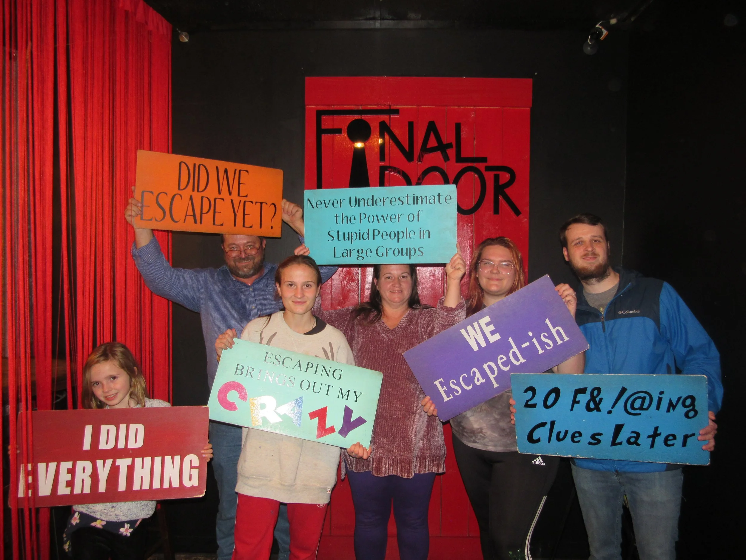 the-final-door-escape-room-columbia-sc-team-photos-11-11-23 (15).JPG