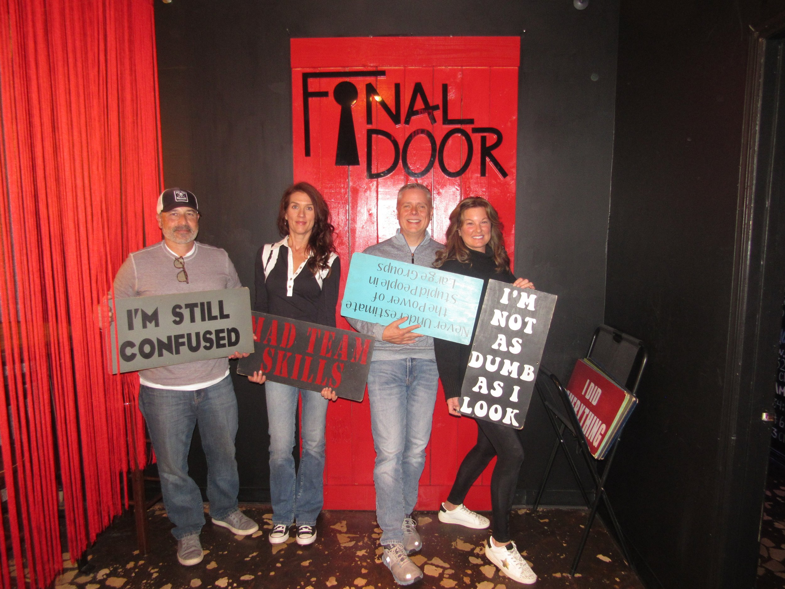 the-final-door-escape-room-columbia-sc-team-photos-11-11-23 (16).JPG