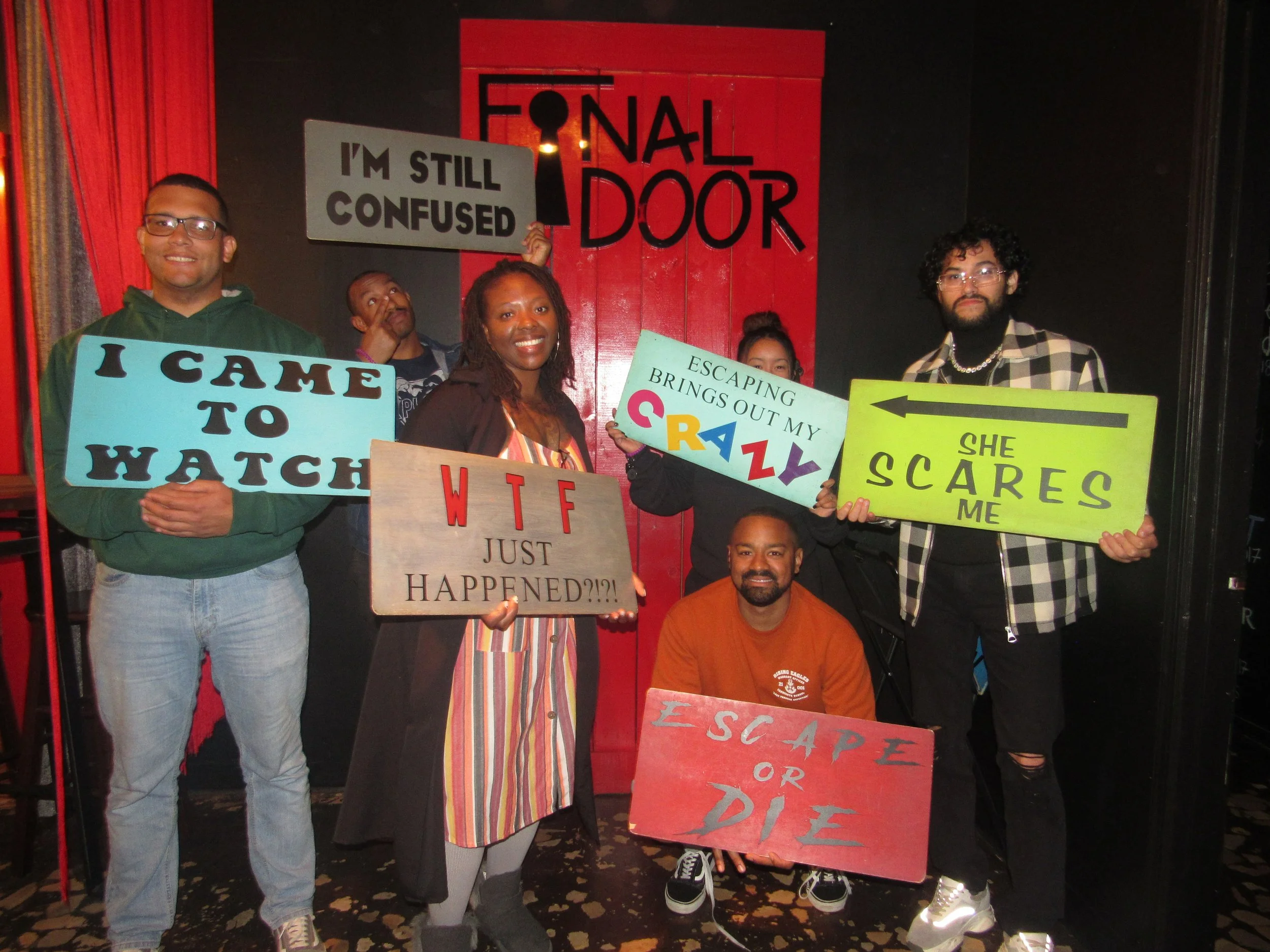 the-final-door-escape-room-columbia-sc-team-photos-11-12-23 (5).JPG