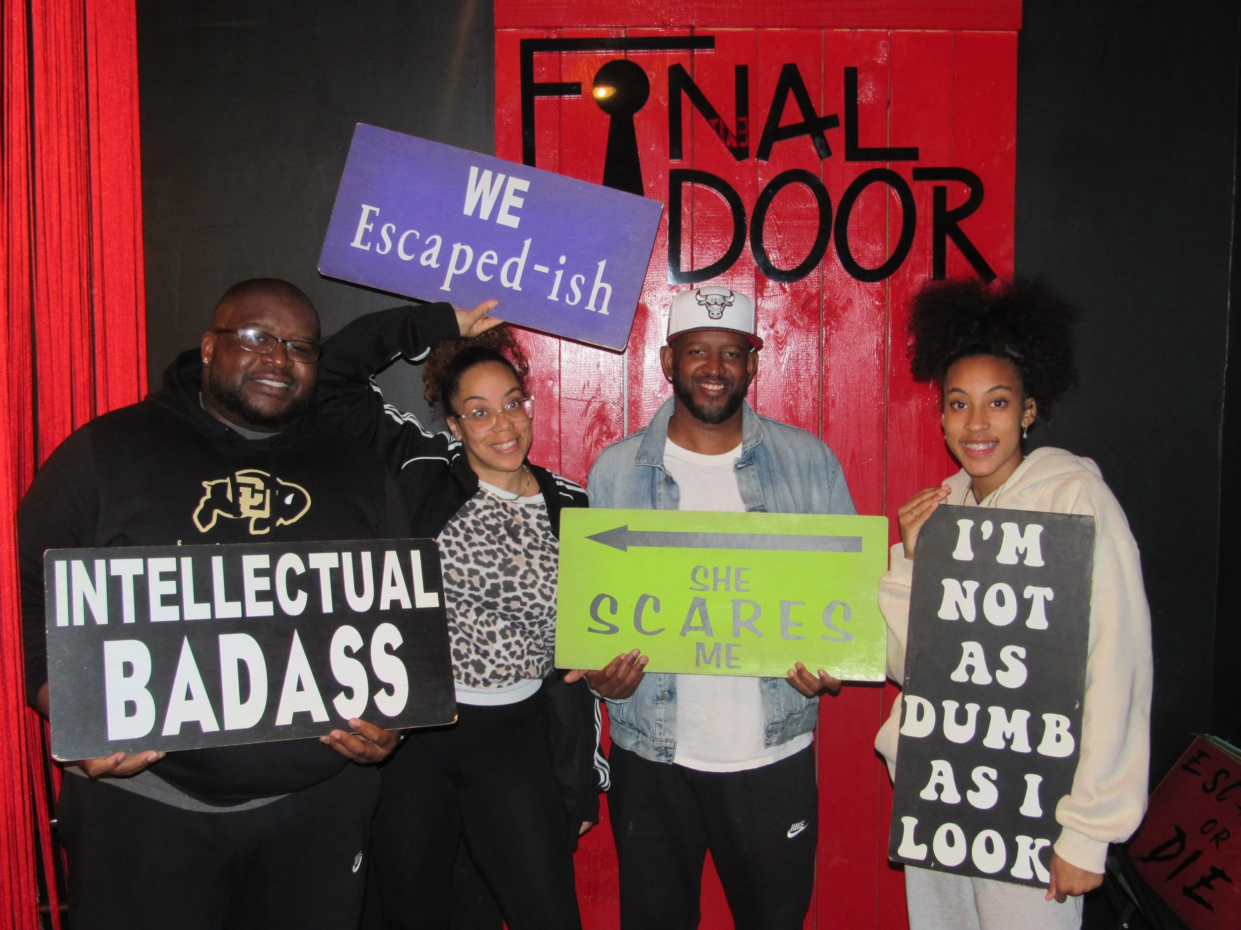 the-final-door-escape-room-columbia-sc-team-photos-11-25-23 (21).JPG