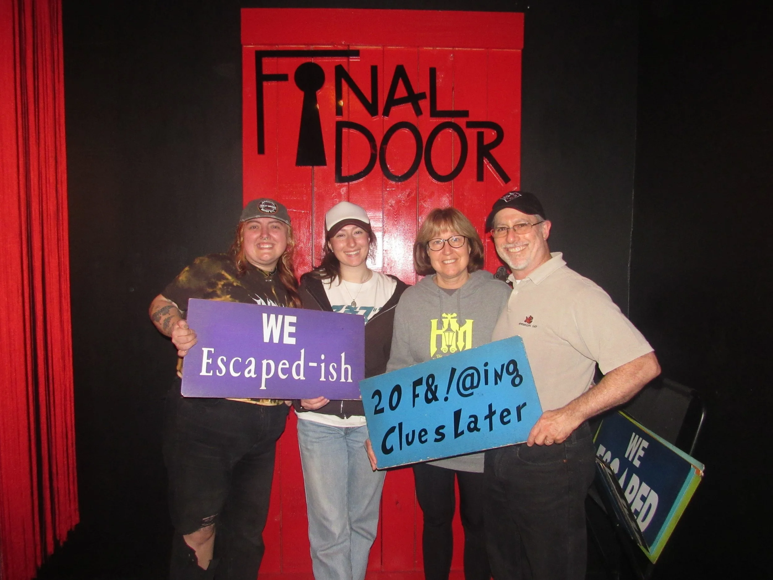 the-final-door-escape-room-columbia-sc-team-photos-11-21-23 (1).JPG