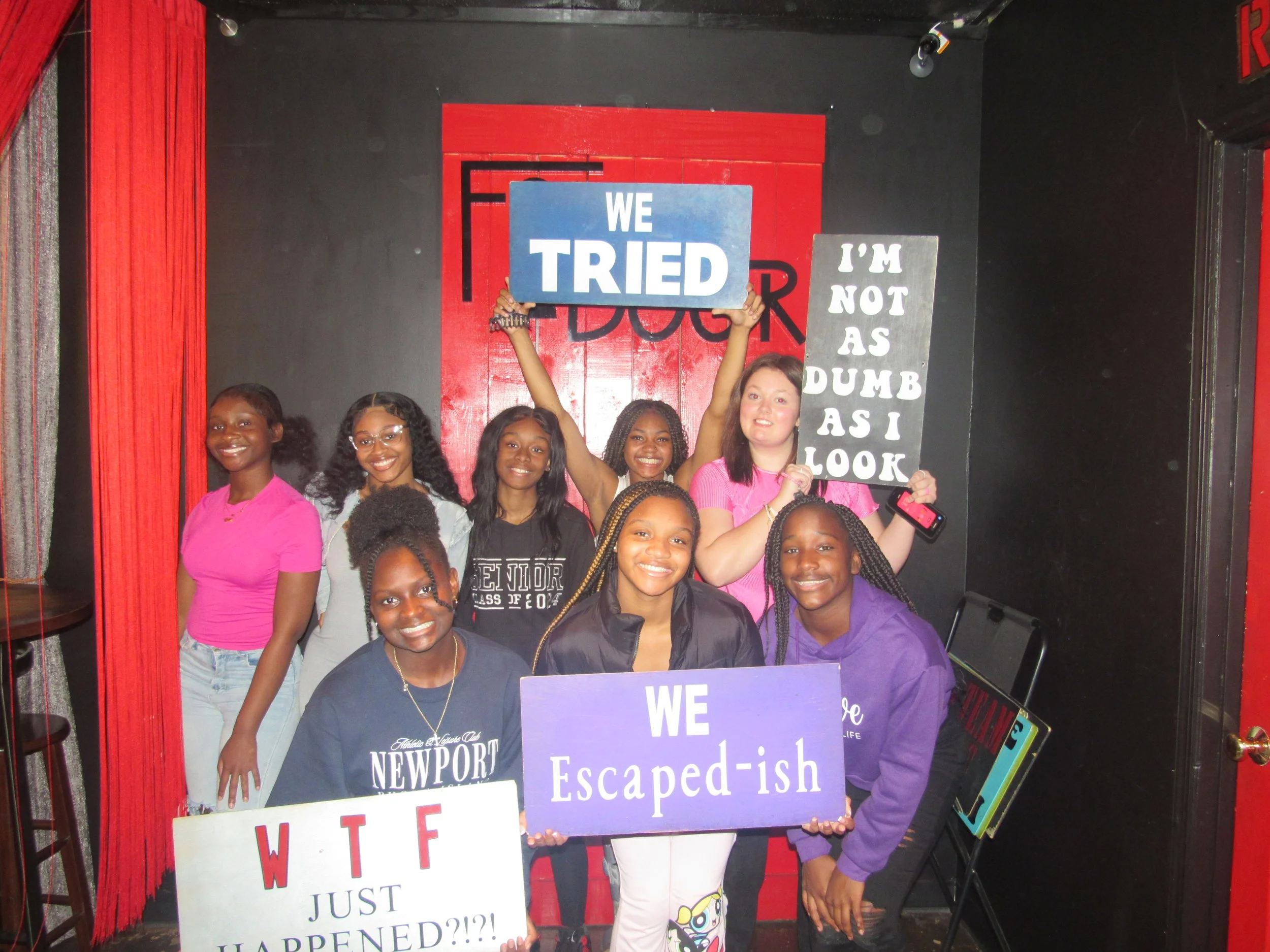 the-final-door-escape-room-columbia-sc-team-photos-11-21-23 (11).JPG