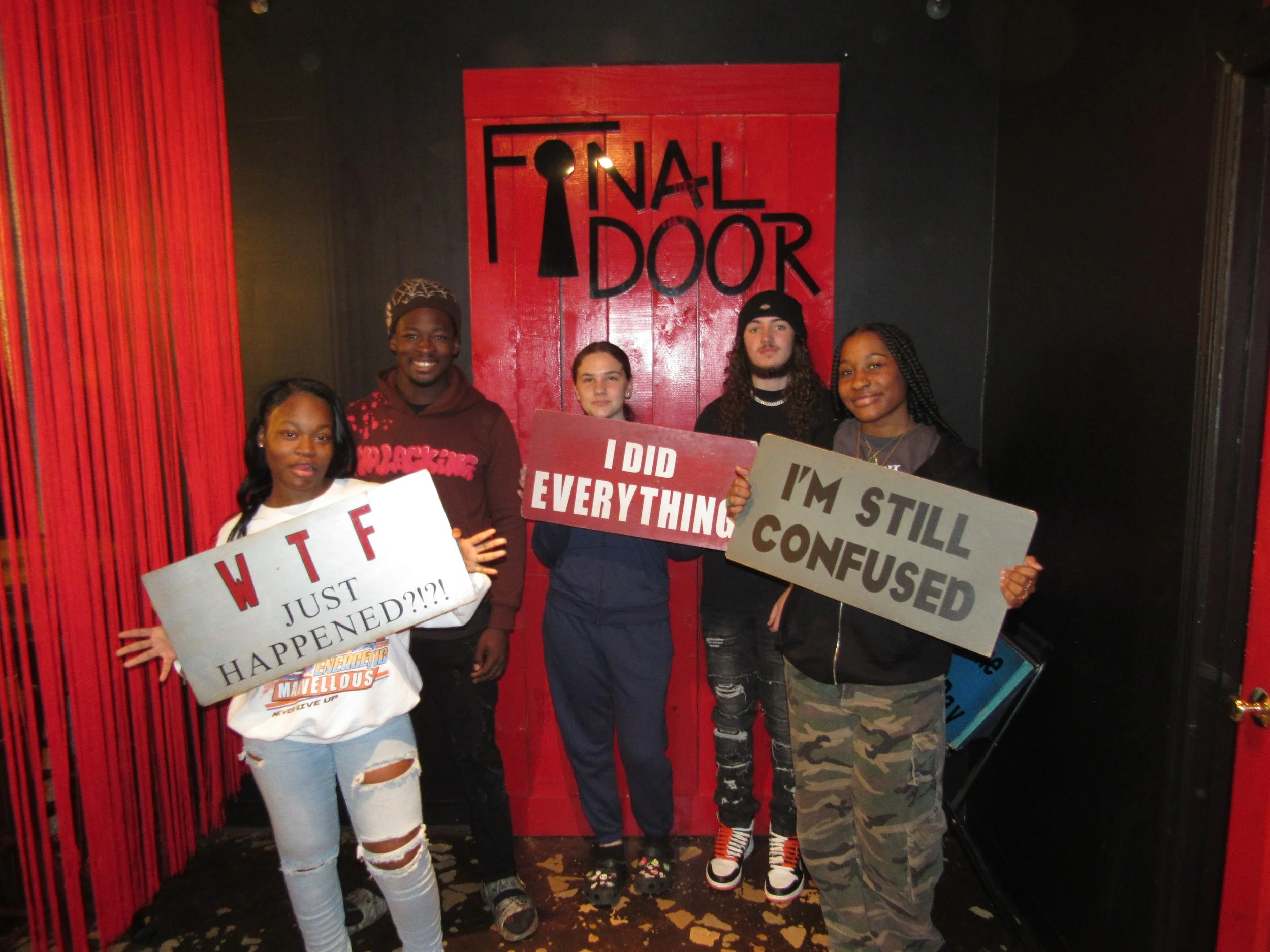 the-final-door-escape-room-columbia-sc-team-photos-12-02-23 (13).JPG