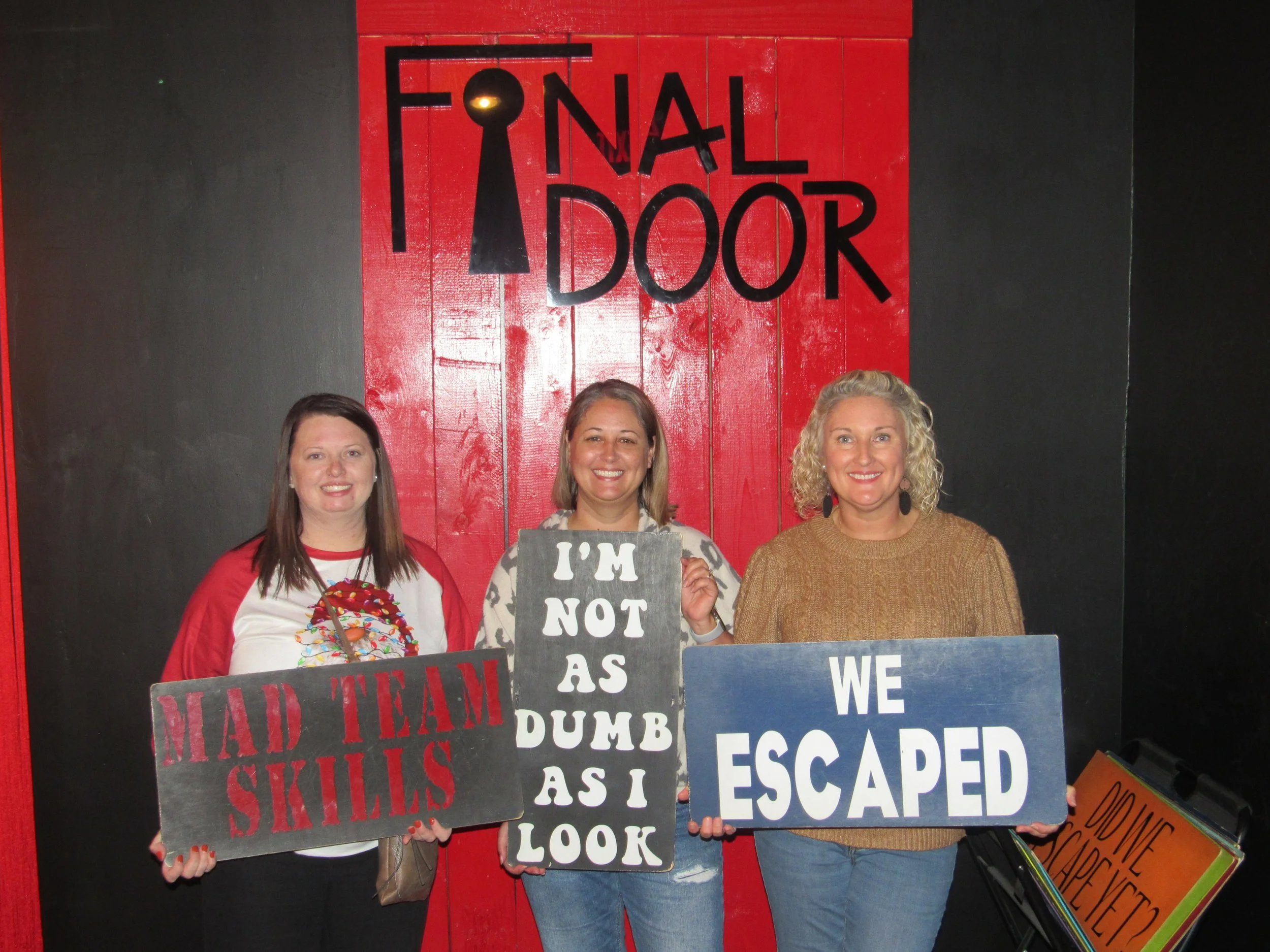 the-final-door-escape-room-columbia-sc-team-photos-12-06-23 (2).JPG
