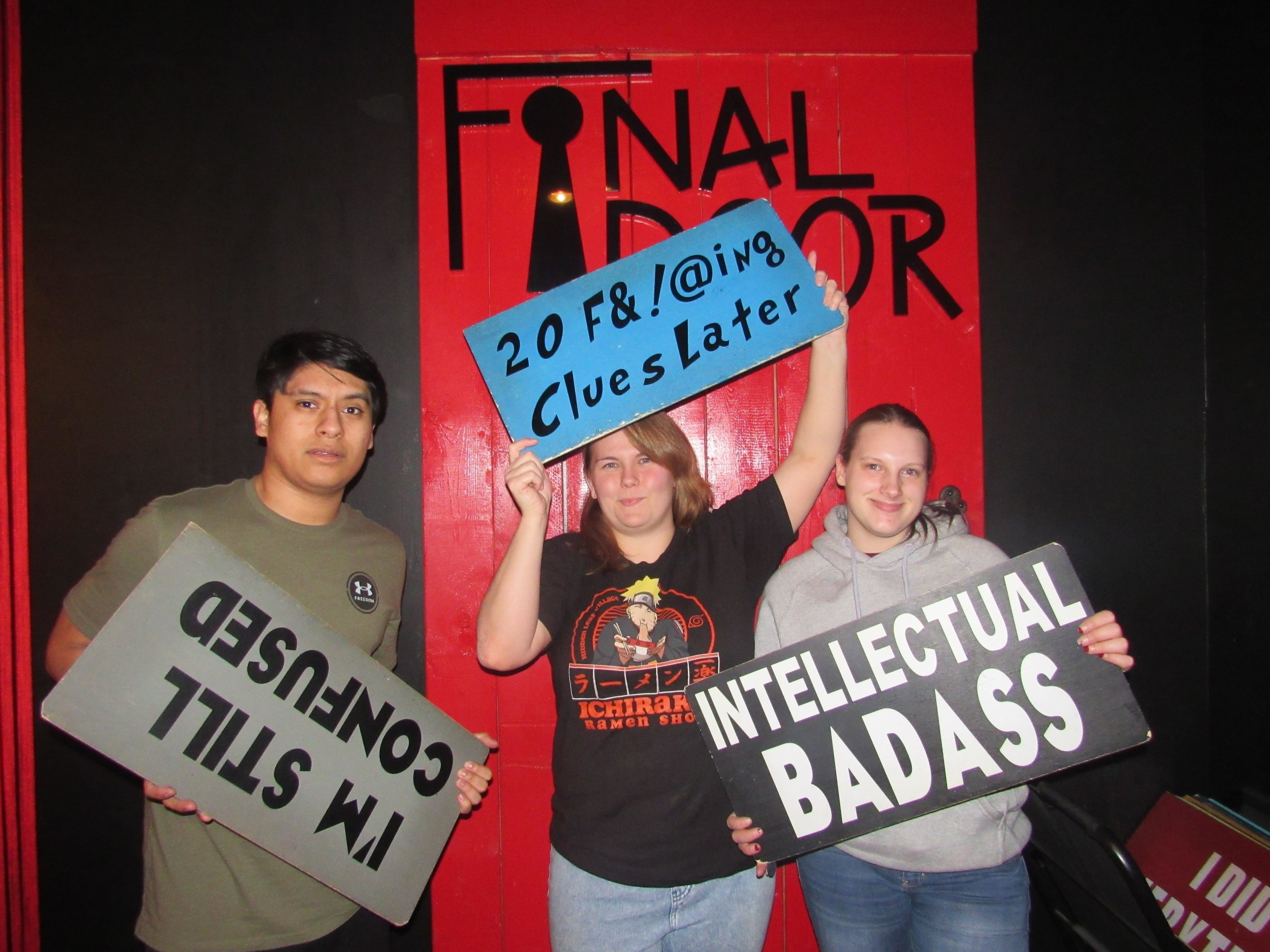 the-final-door-escape-room-columbia-sc-team-photos-12-08-23 (7).JPG