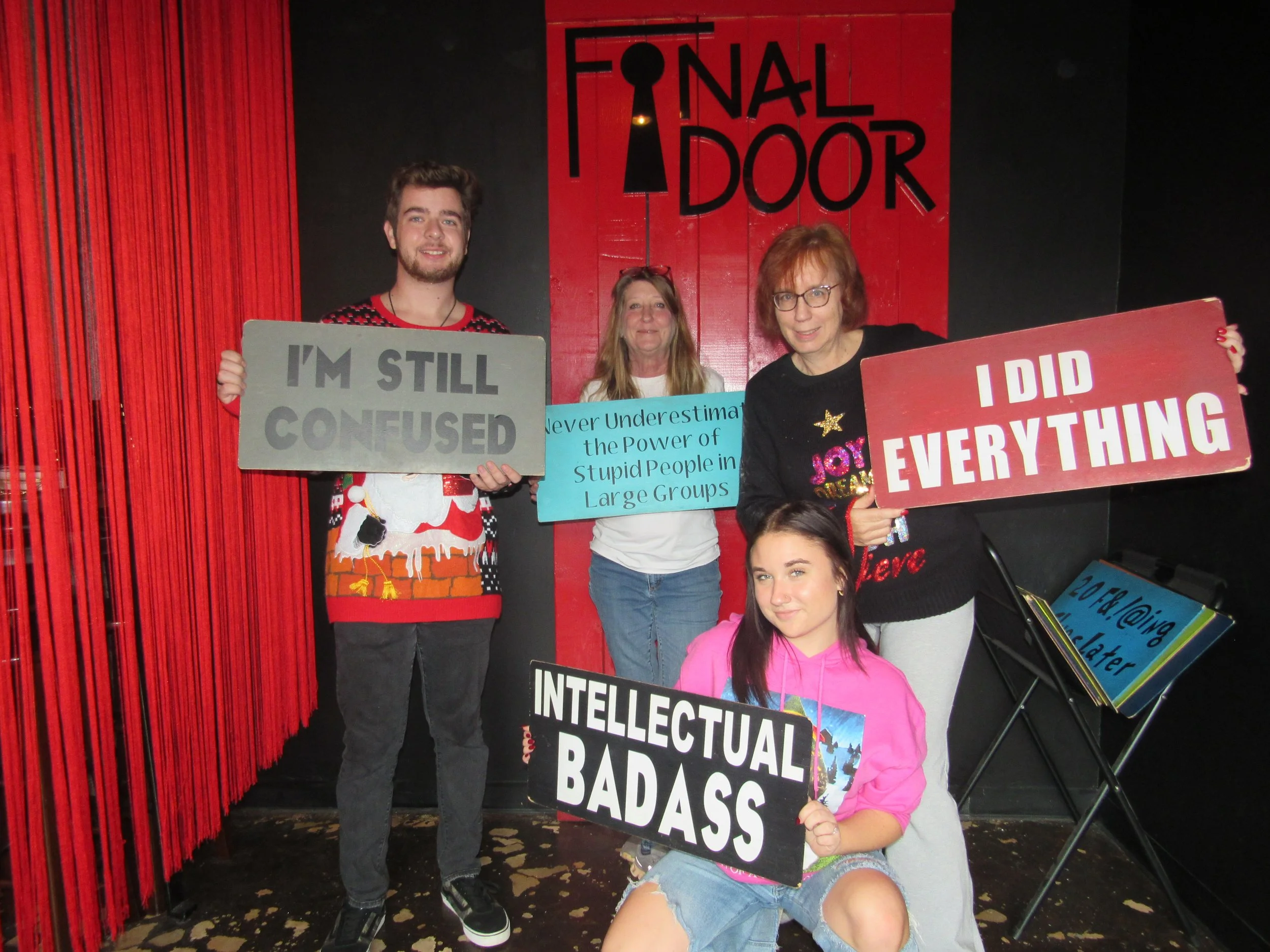the-final-door-escape-room-columbia-sc-team-photos-12-09-23 (4).JPG