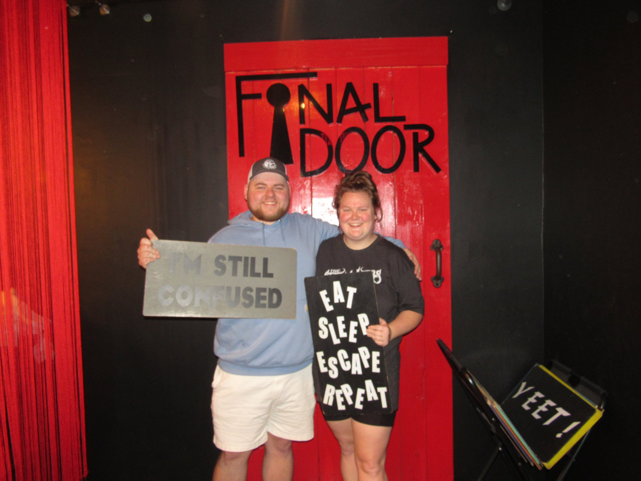 the-final-door-escape-room-columbia-sc-team-photos-12-13-23 (7).JPG