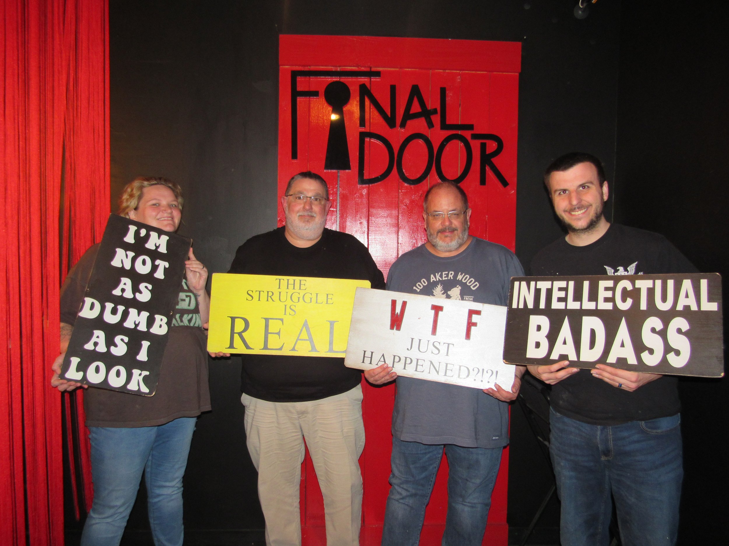 the-final-door-escape-room-columbia-sc-team-photos-12-14-23 (3).JPG
