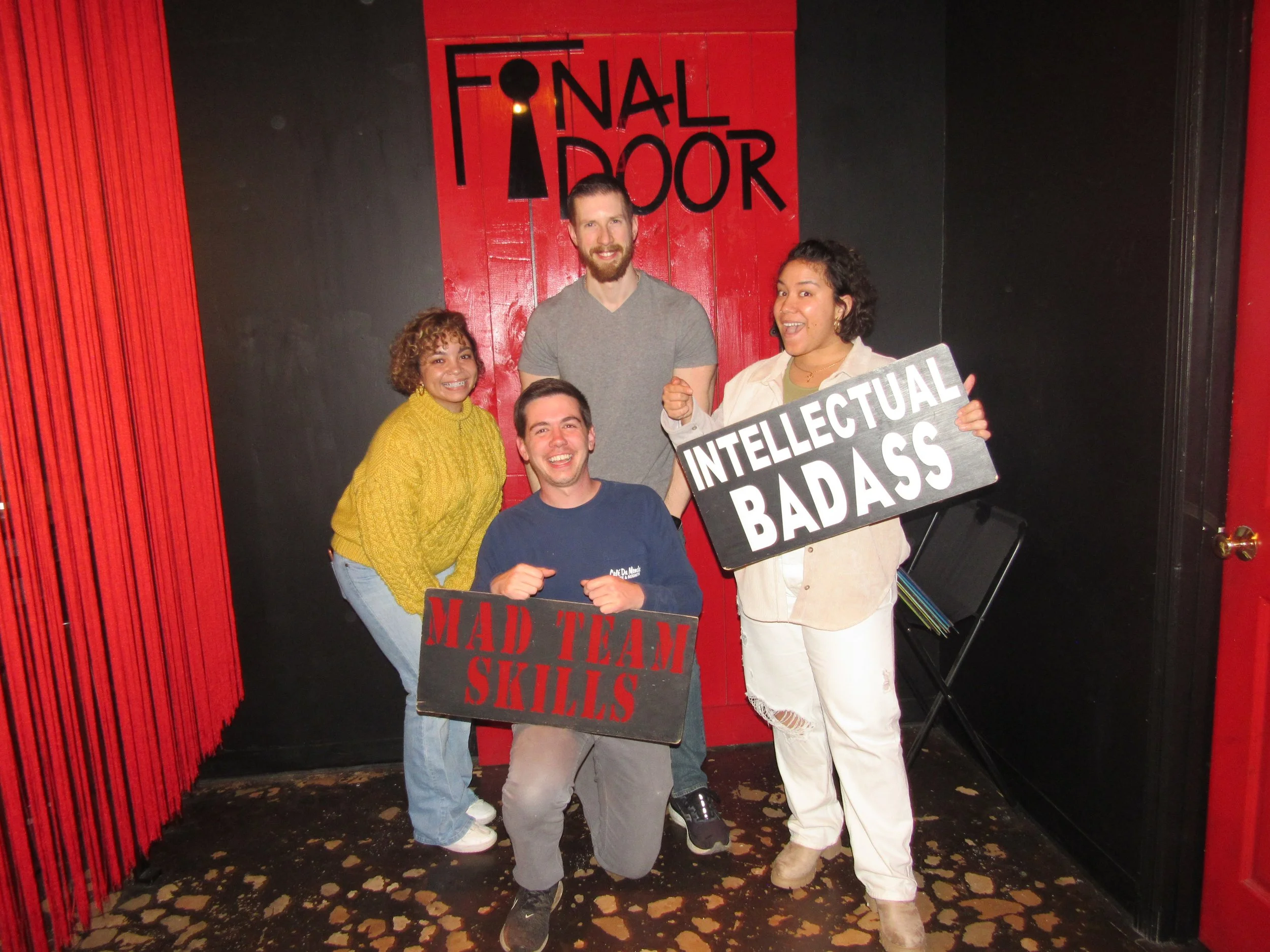 the-final-door-escape-room-columbia-sc-team-photos-12-16-23 (17).JPG
