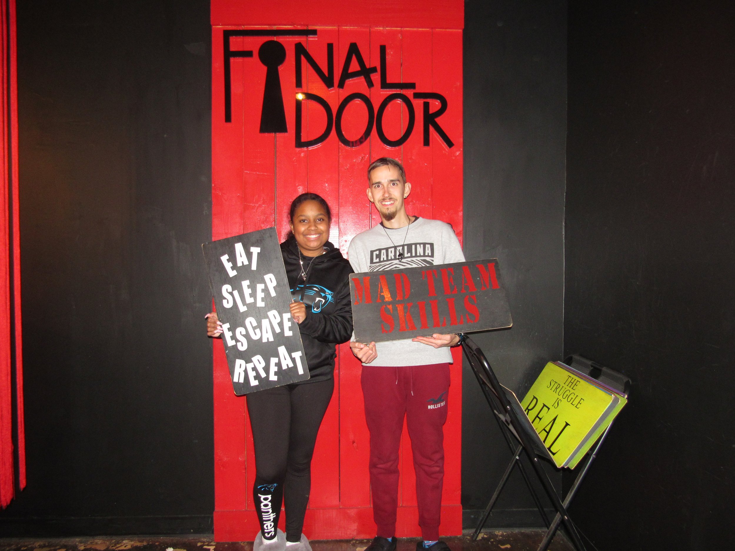 the-final-door-escape-room-columbia-sc-team-photos-12-17-23 (5).JPG