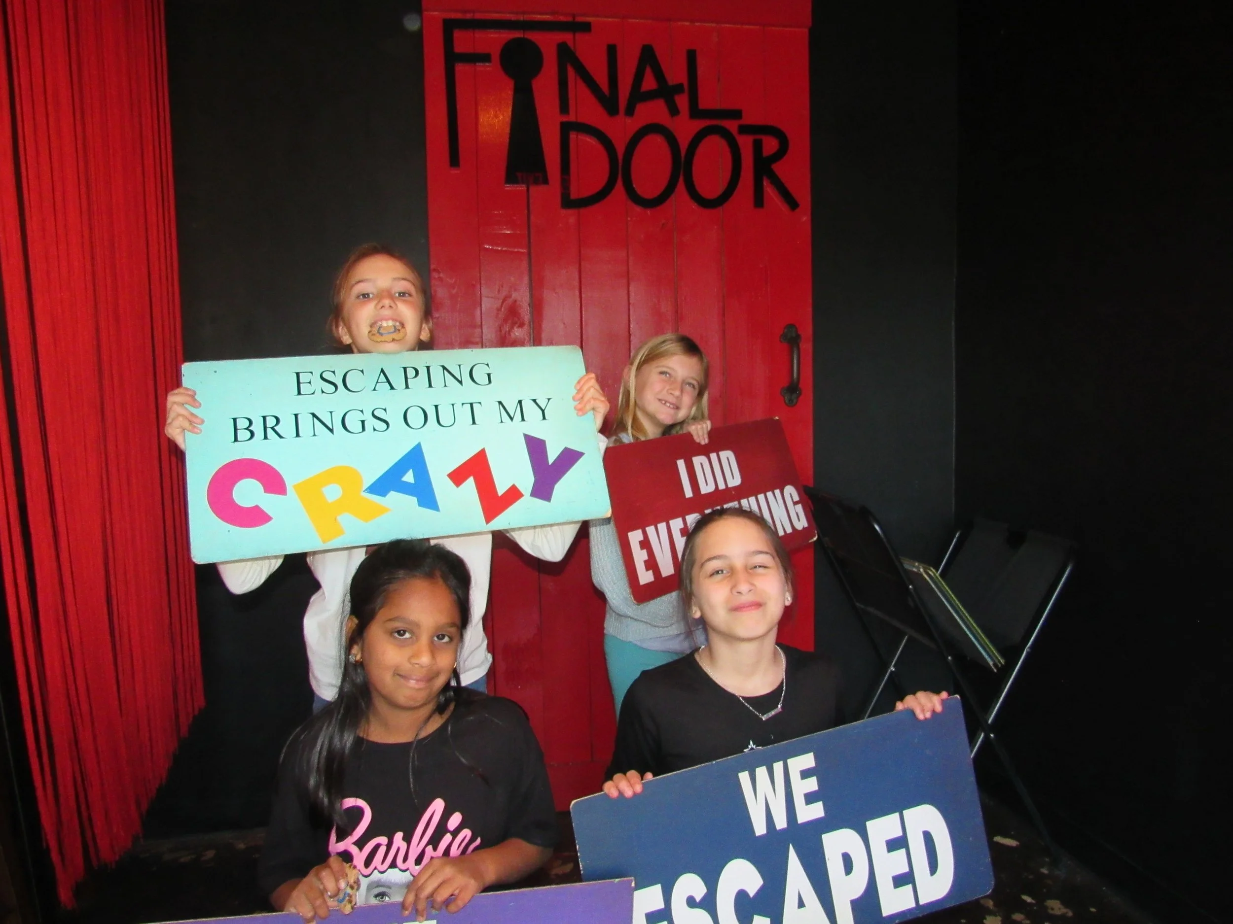 the-final-door-escape-room-columbia-sc-team-photos-12-18-23 (2).JPG