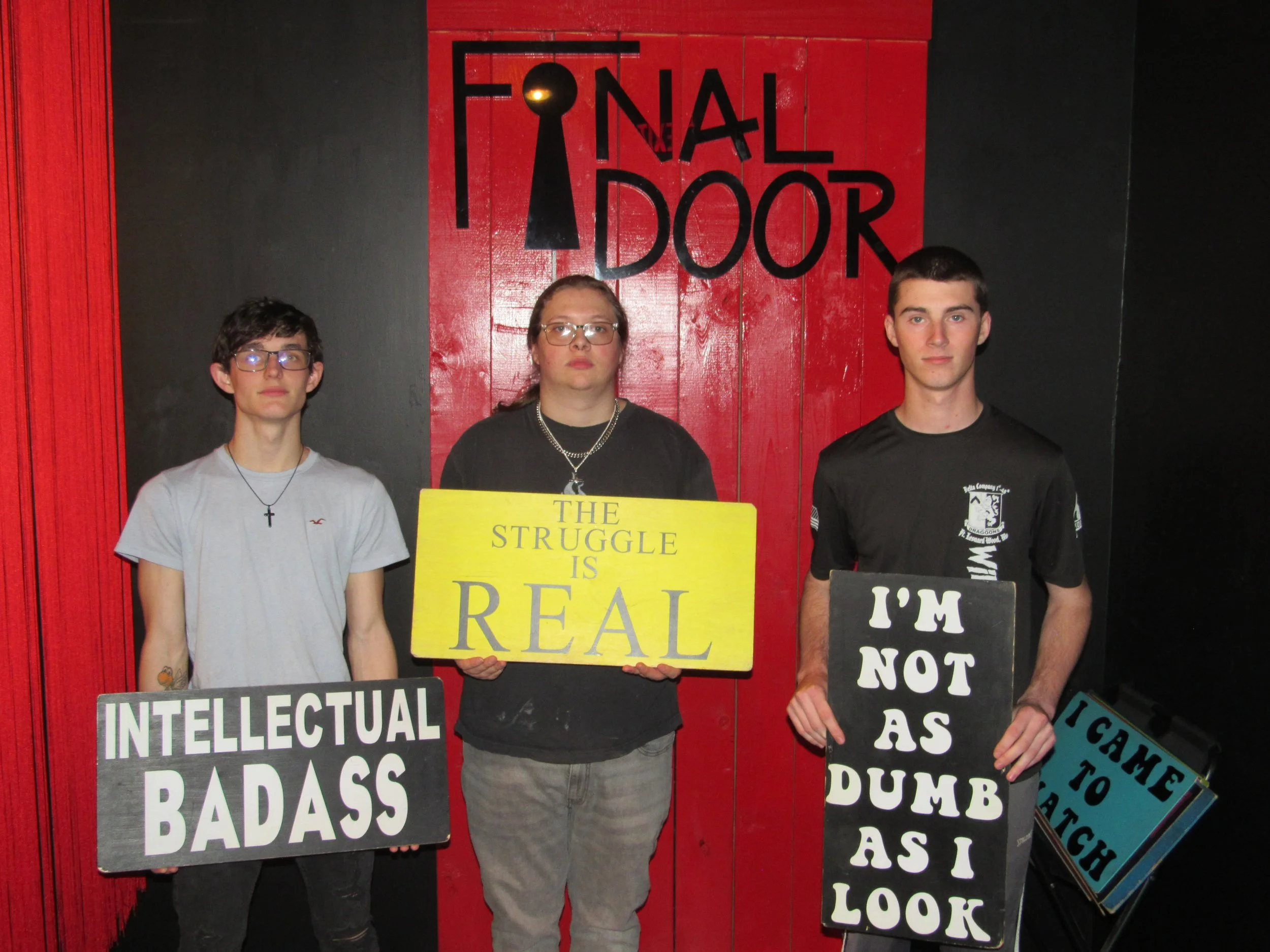 the-final-door-escape-room-columbia-sc-team-photos-12-18-23 (9).JPG
