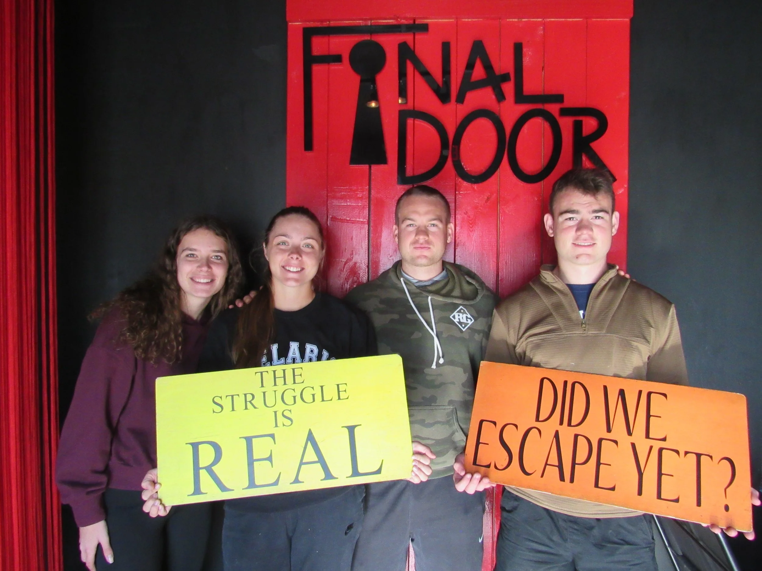 the-final-door-escape-room-columbia-sc-team-photos-12-23-23 (4).JPG