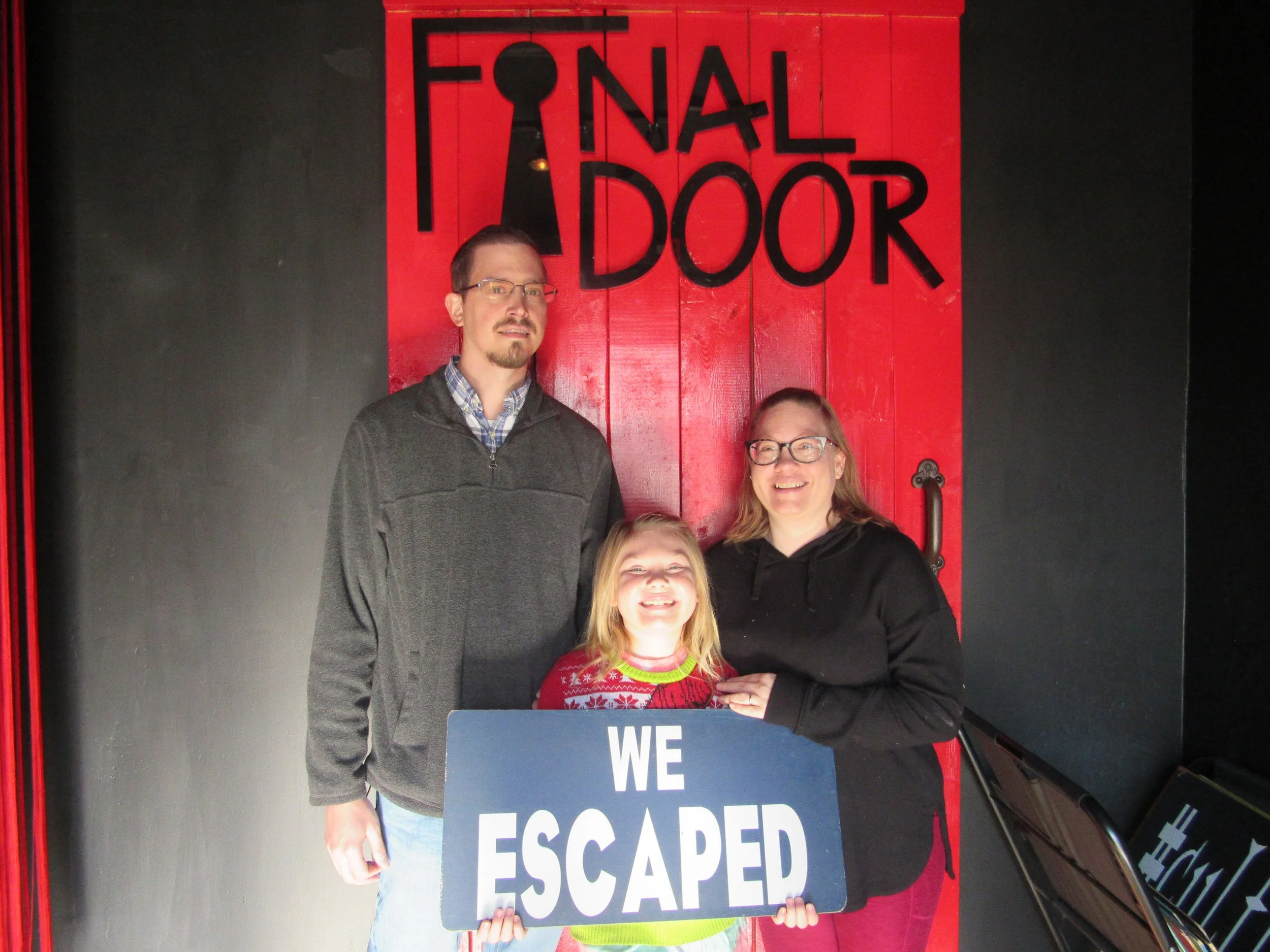 the-final-door-escape-room-columbia-sc-team-photos-12-30-23 (1).JPG