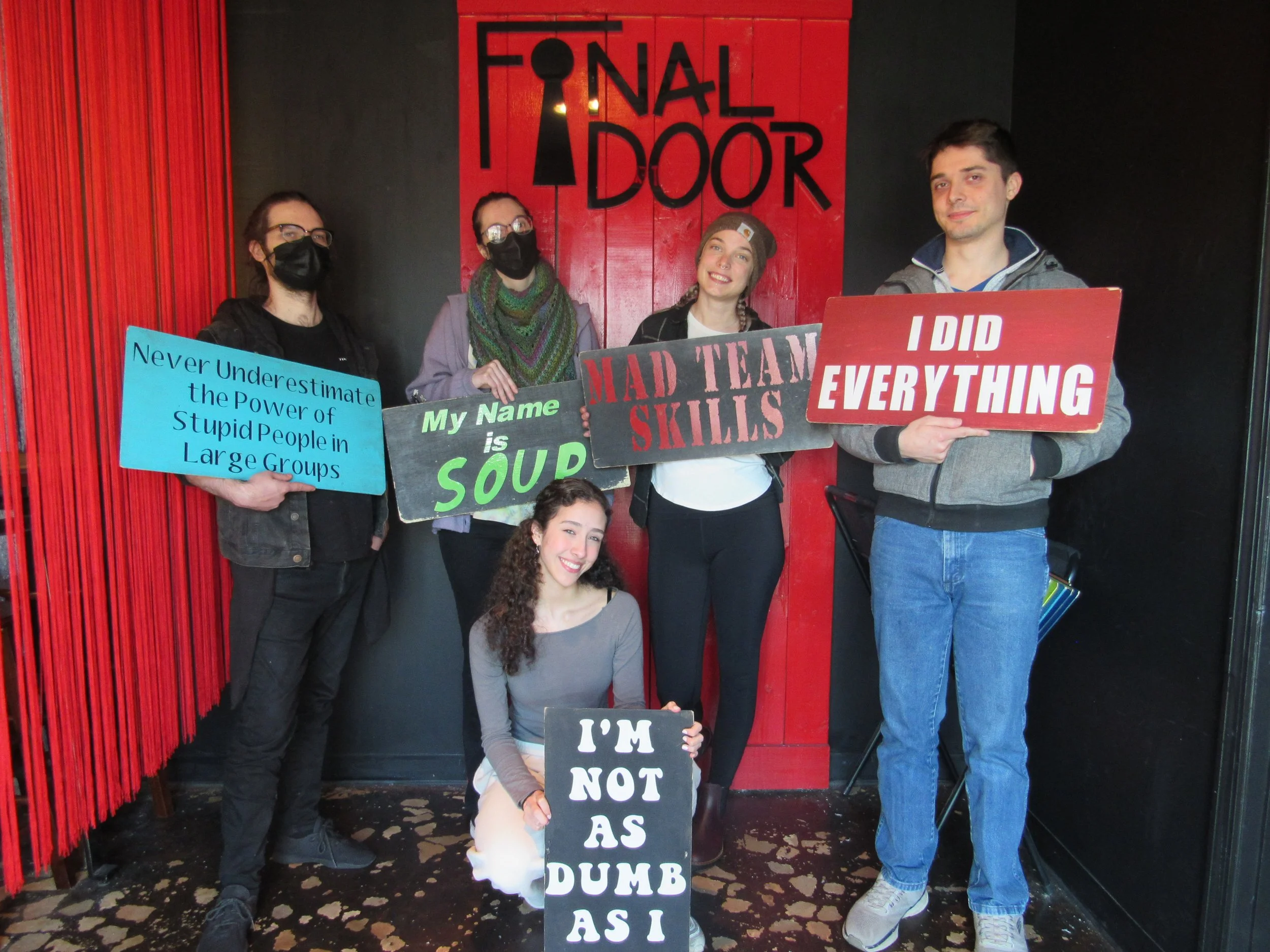 the-final-door-escape-room-columbia-sc-team-photos-12-30-23 (3).JPG